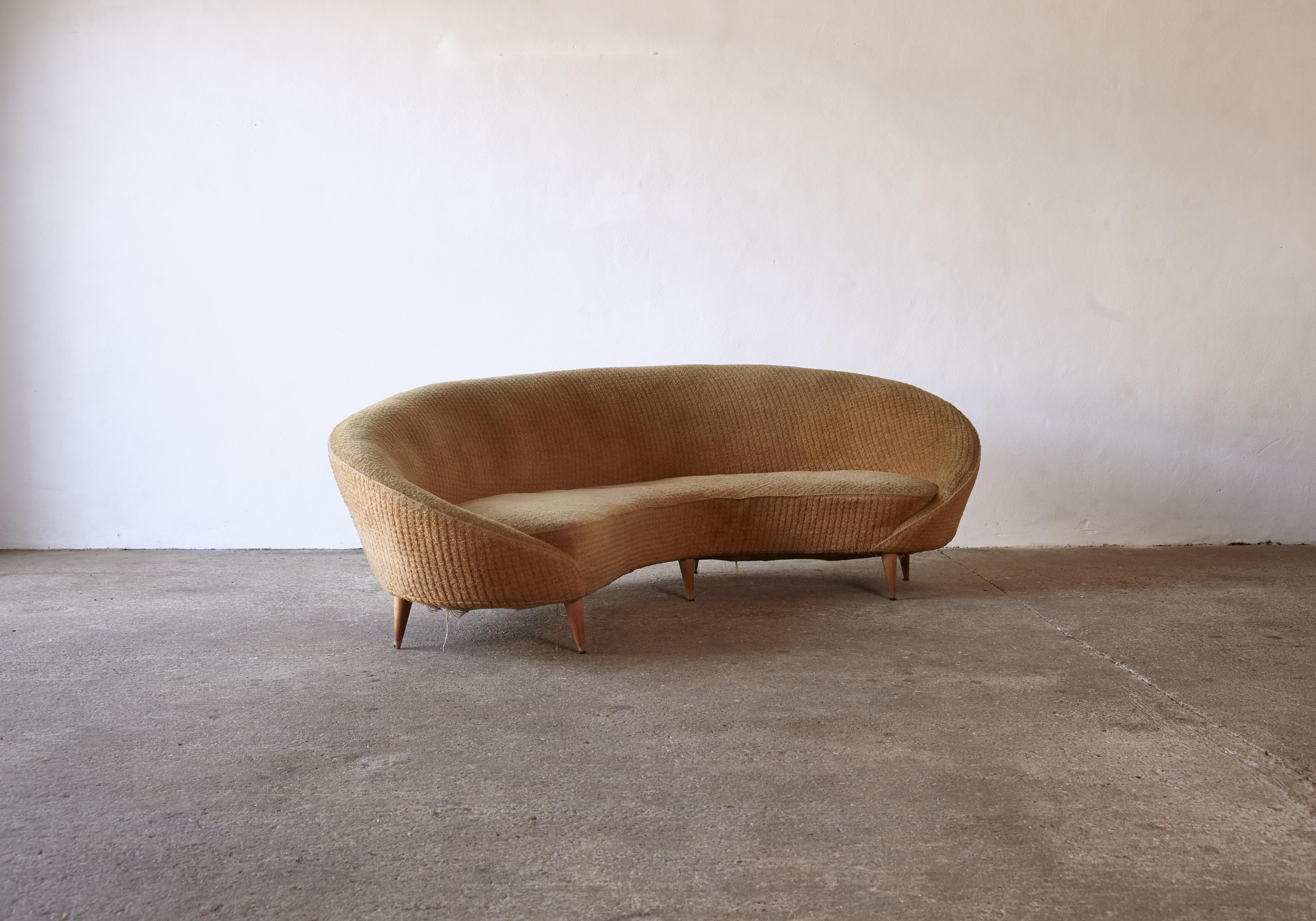 Italian Curved Sofa Attributed to Ico Parisi / Munari, Italy, 1950, for Reupholstery