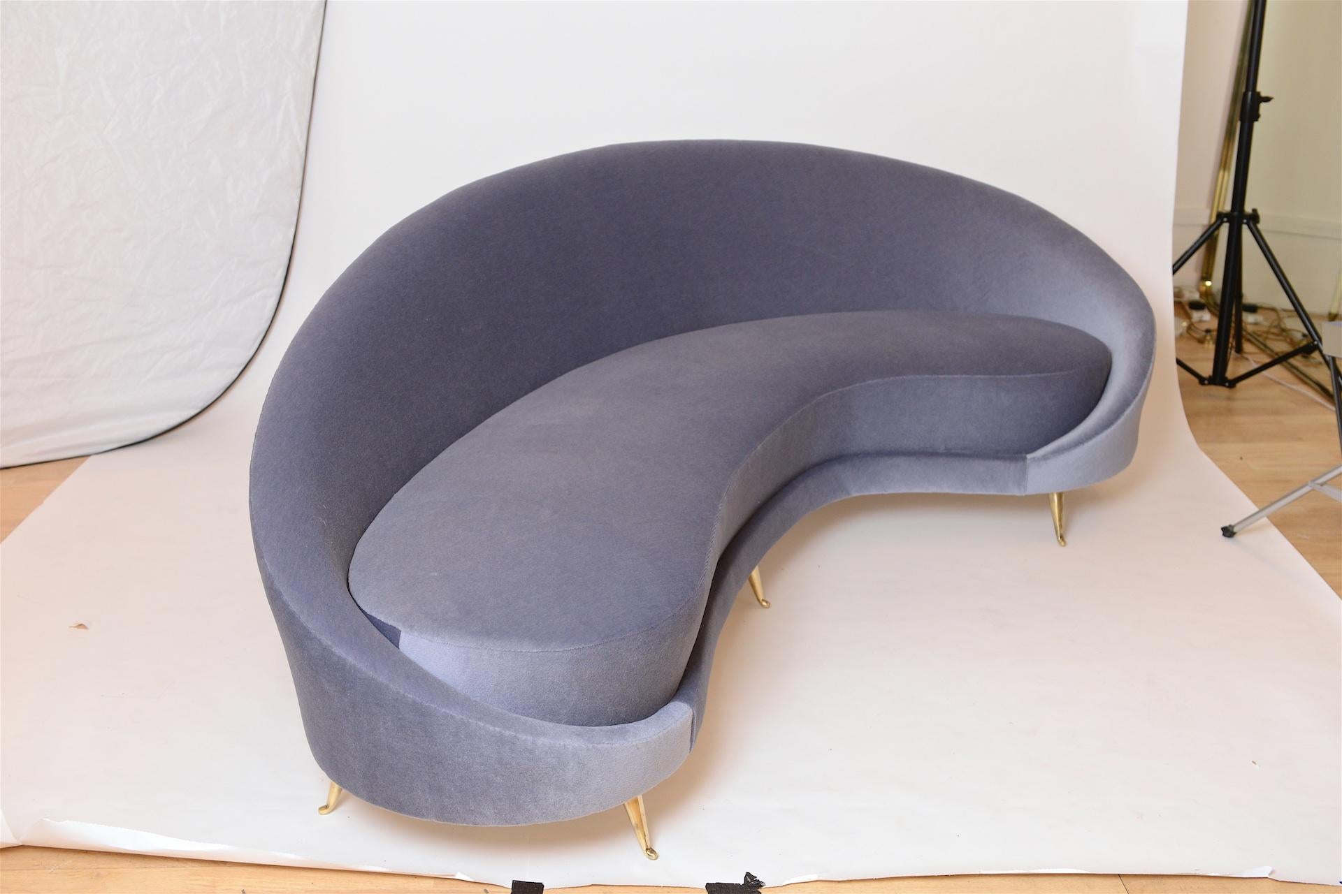 Wood Curved sofa by Frederico Munari, circa 1950