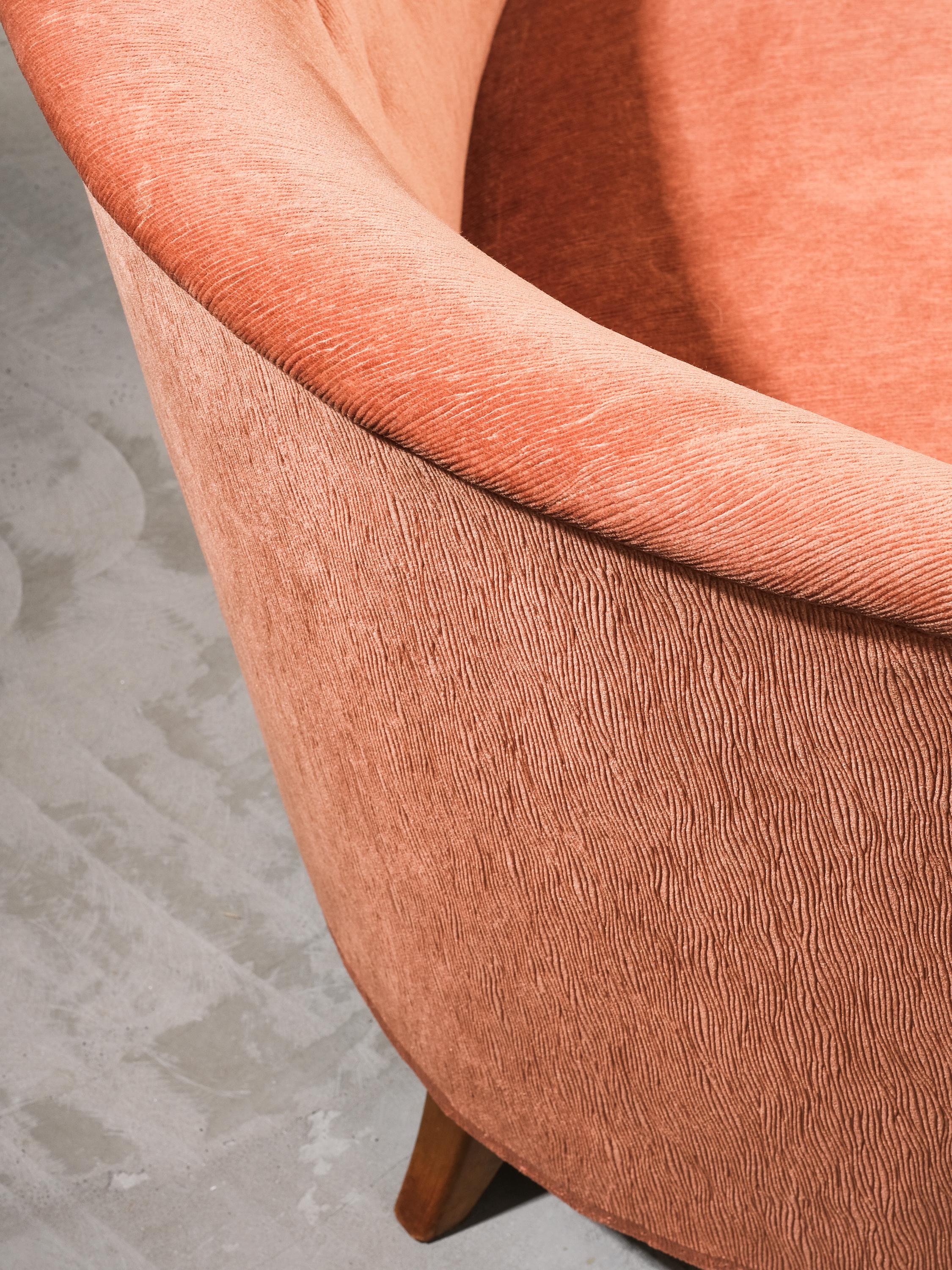 Curved Sofa by Carl-Johan Boman for Boman Oy, Finland, 1940s For Sale 4