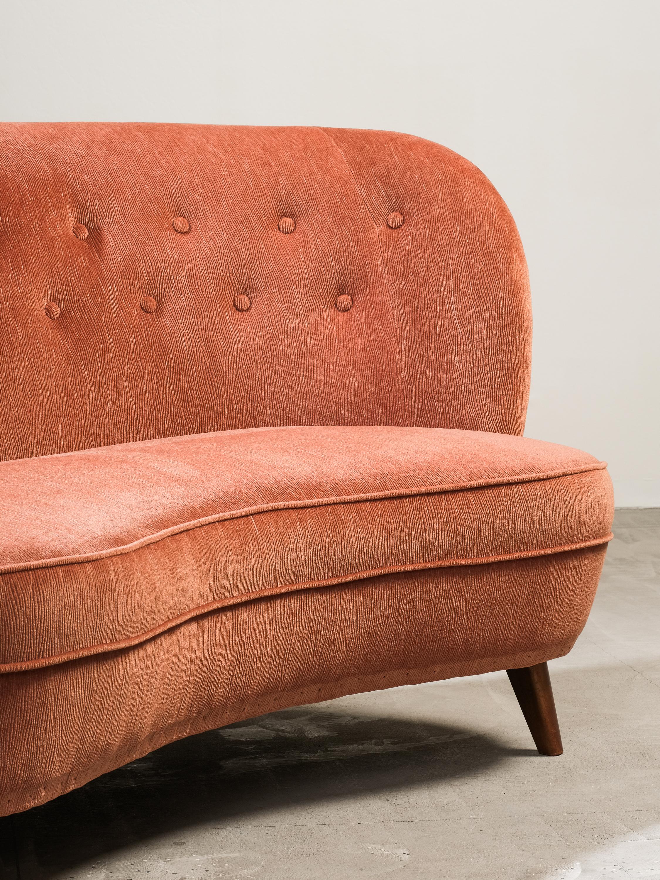 Curved Sofa by Carl-Johan Boman for Boman Oy, Finland, 1940s In Good Condition For Sale In Karis, Nyland