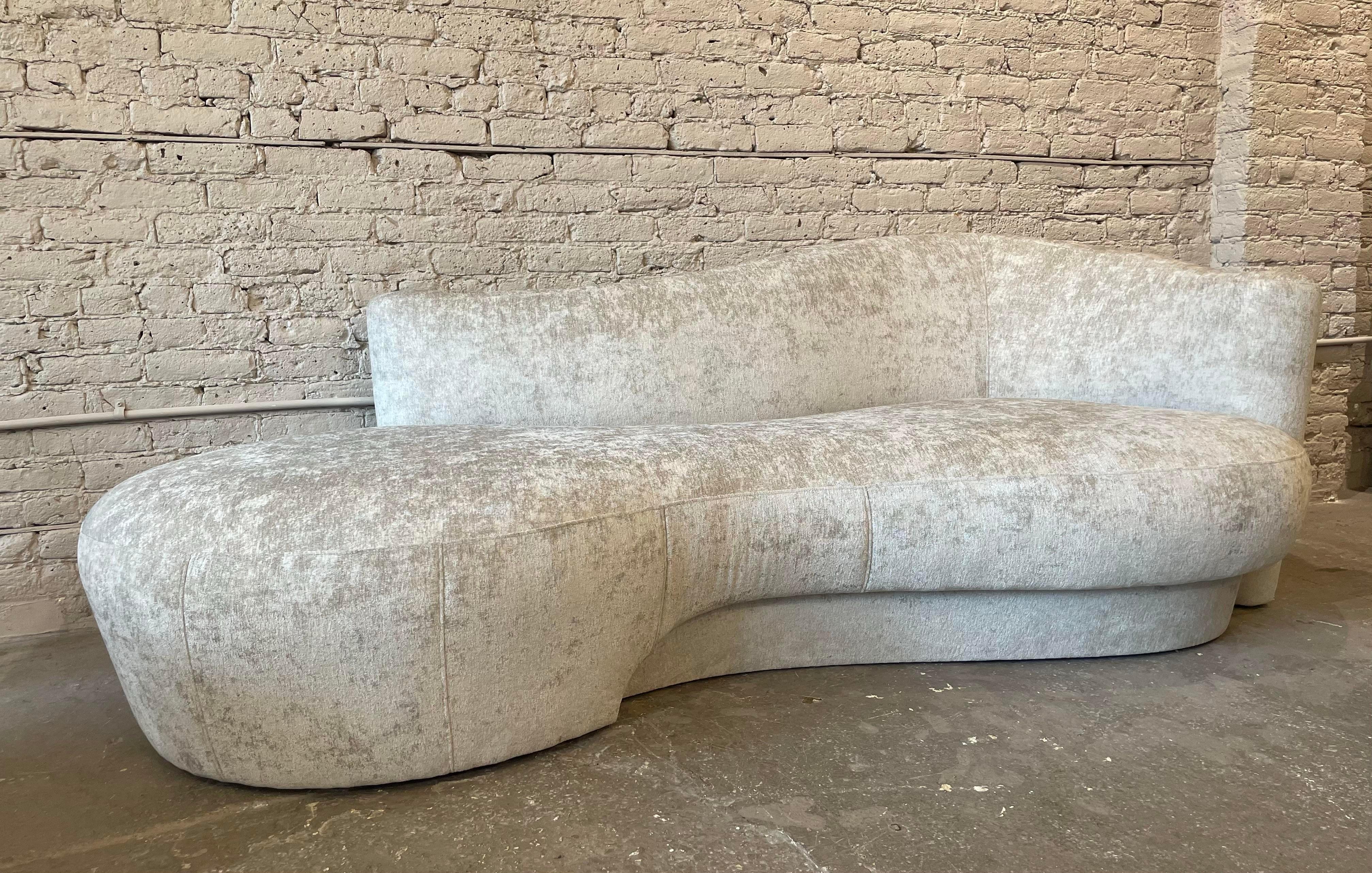 Sofá Chaise Curvo, años 80 finales del siglo XX en venta