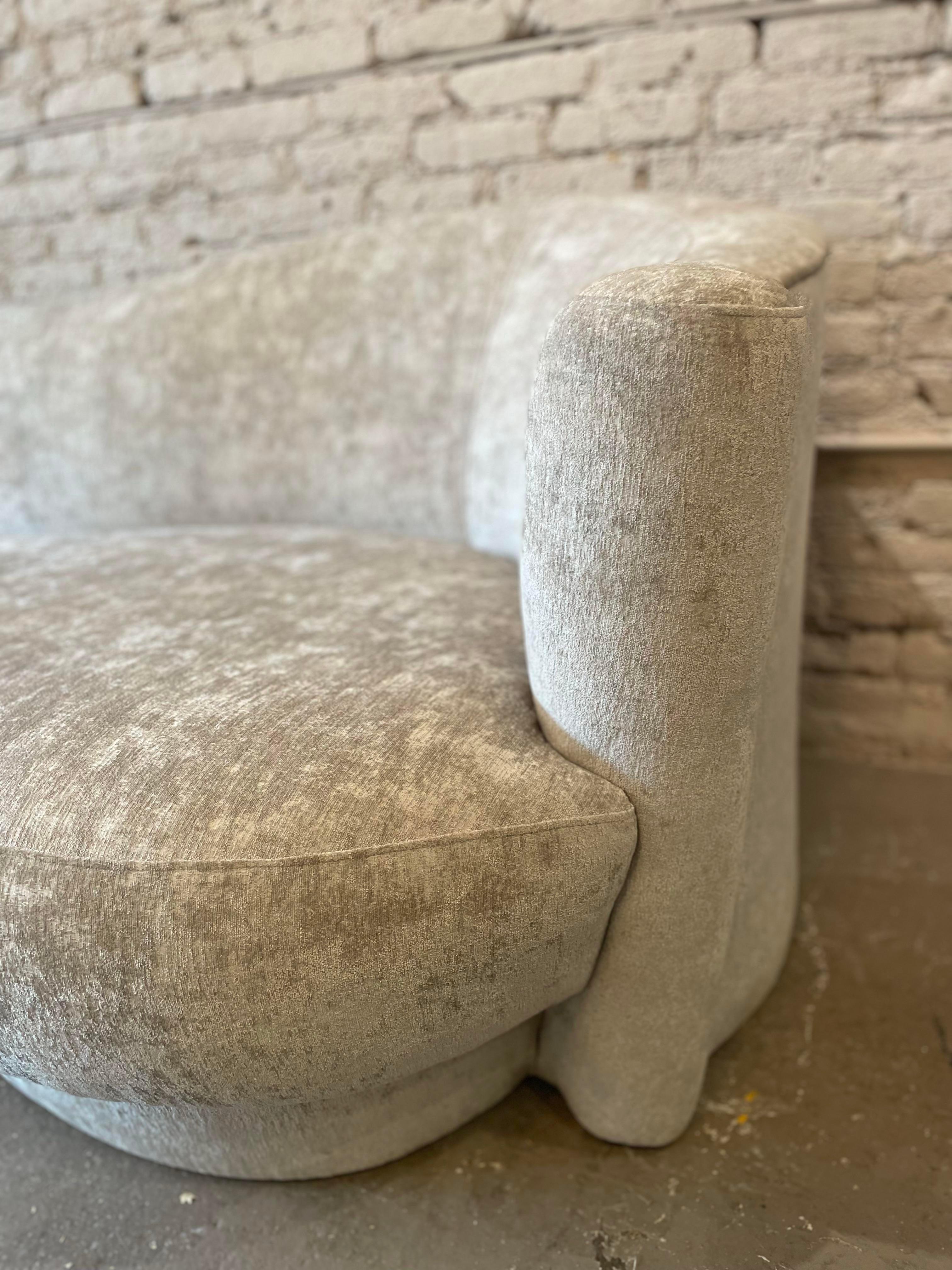 Sofá Chaise Curvo, años 80 Textil en venta