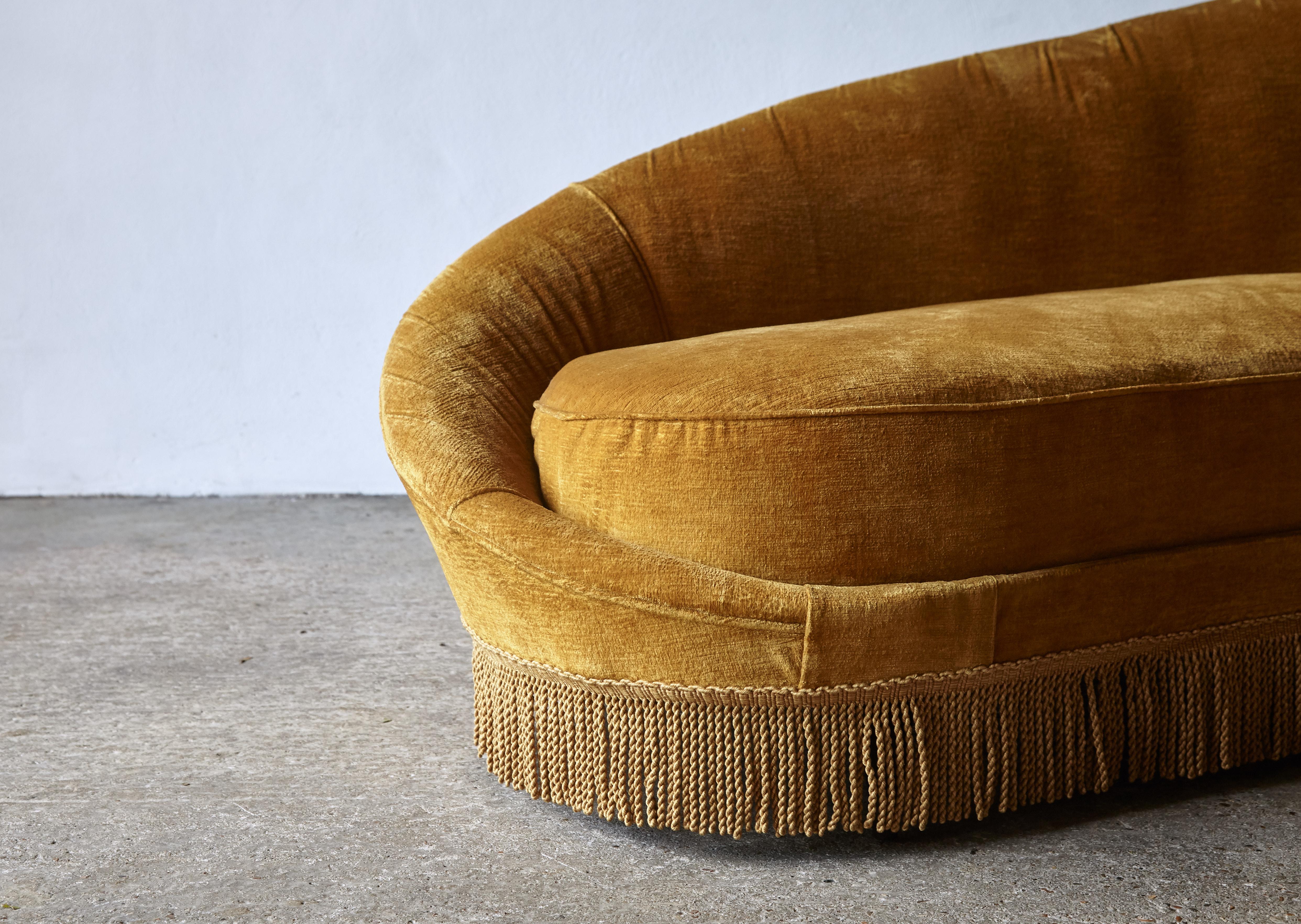 Fabric Curved Sofa, Ico Parisi / Federico Munari, Italy, 1950 For Sale