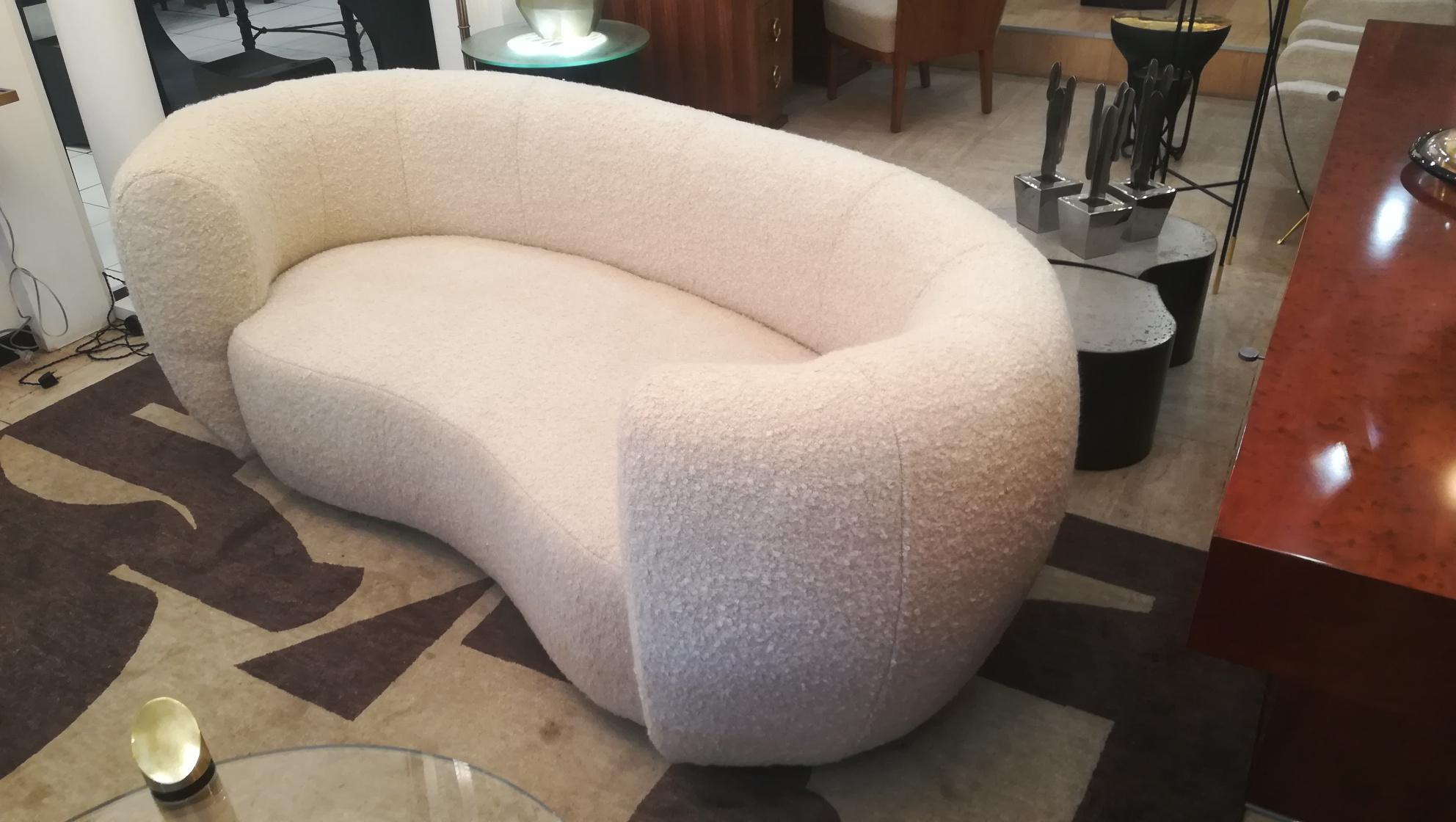 Curved Sofa in Beige Bouclette Fabric 2