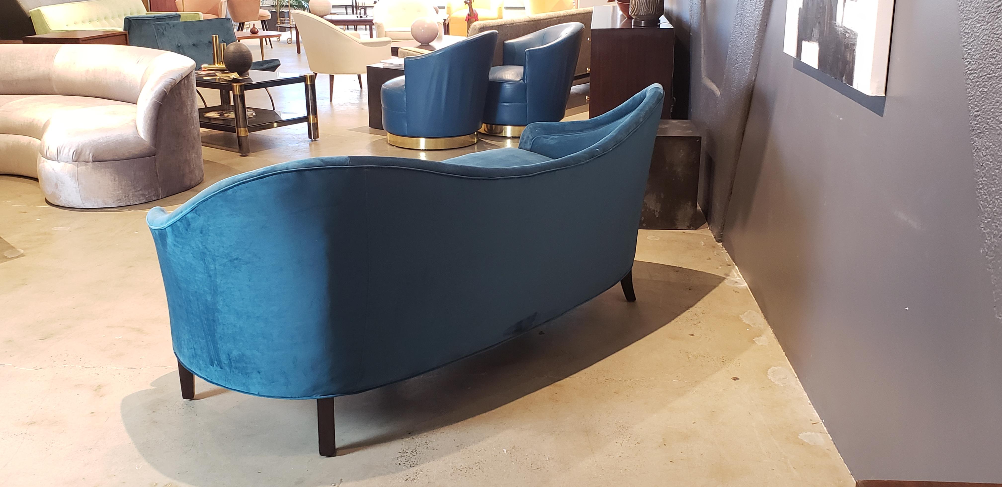 Curved Sofa in the Style of Gio Ponti, Italy, 1940s, Restored in Teal Velvet 2