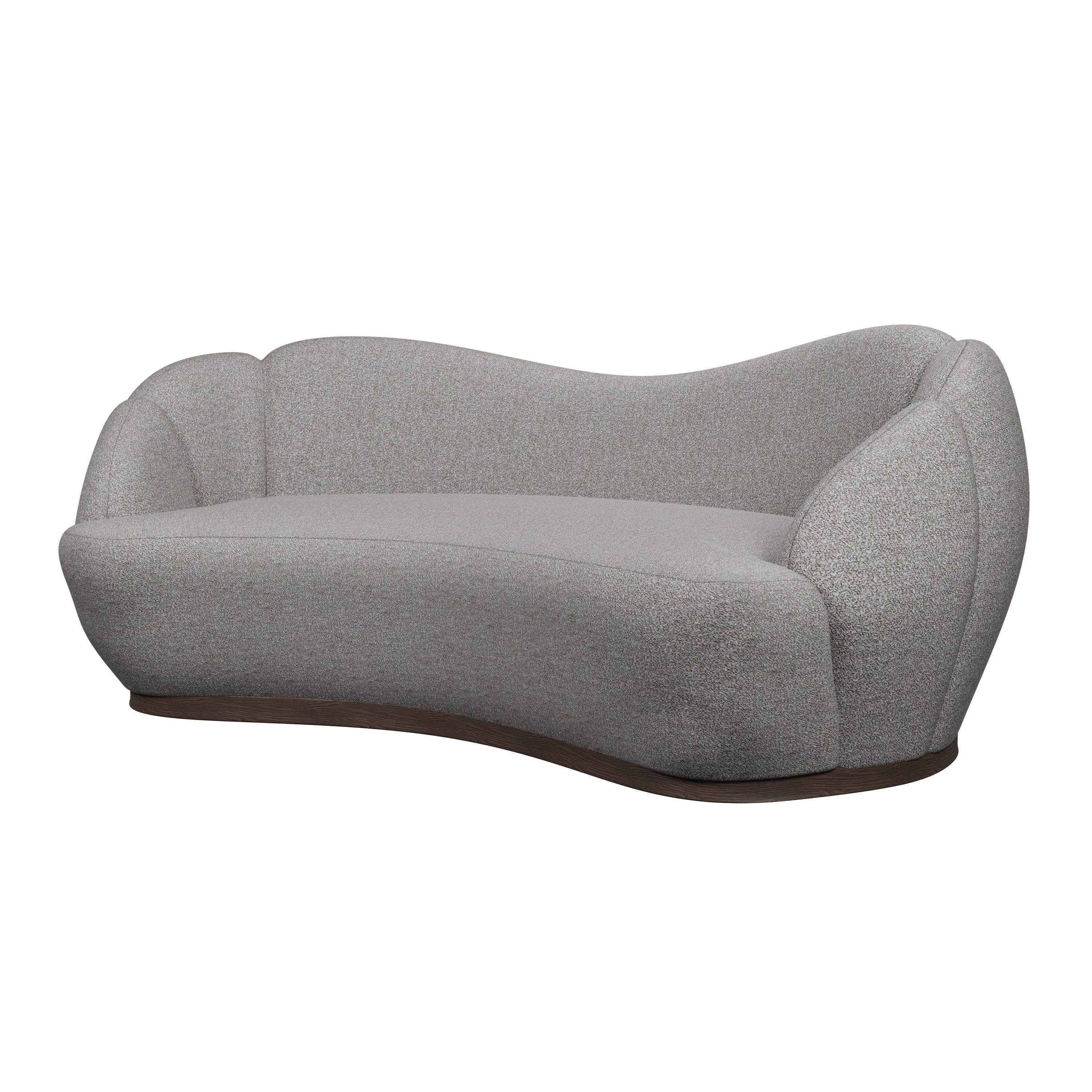Inspiriert von den majestätischen Heißluftballons ist das geschwungene Sofa Montgolfière ein wahres Kunstwerk, das von erfahrenen Handwerkern aus den besten Materialien gefertigt wird. Jedes Stück wird in sorgfältiger Handarbeit hergestellt, um eine