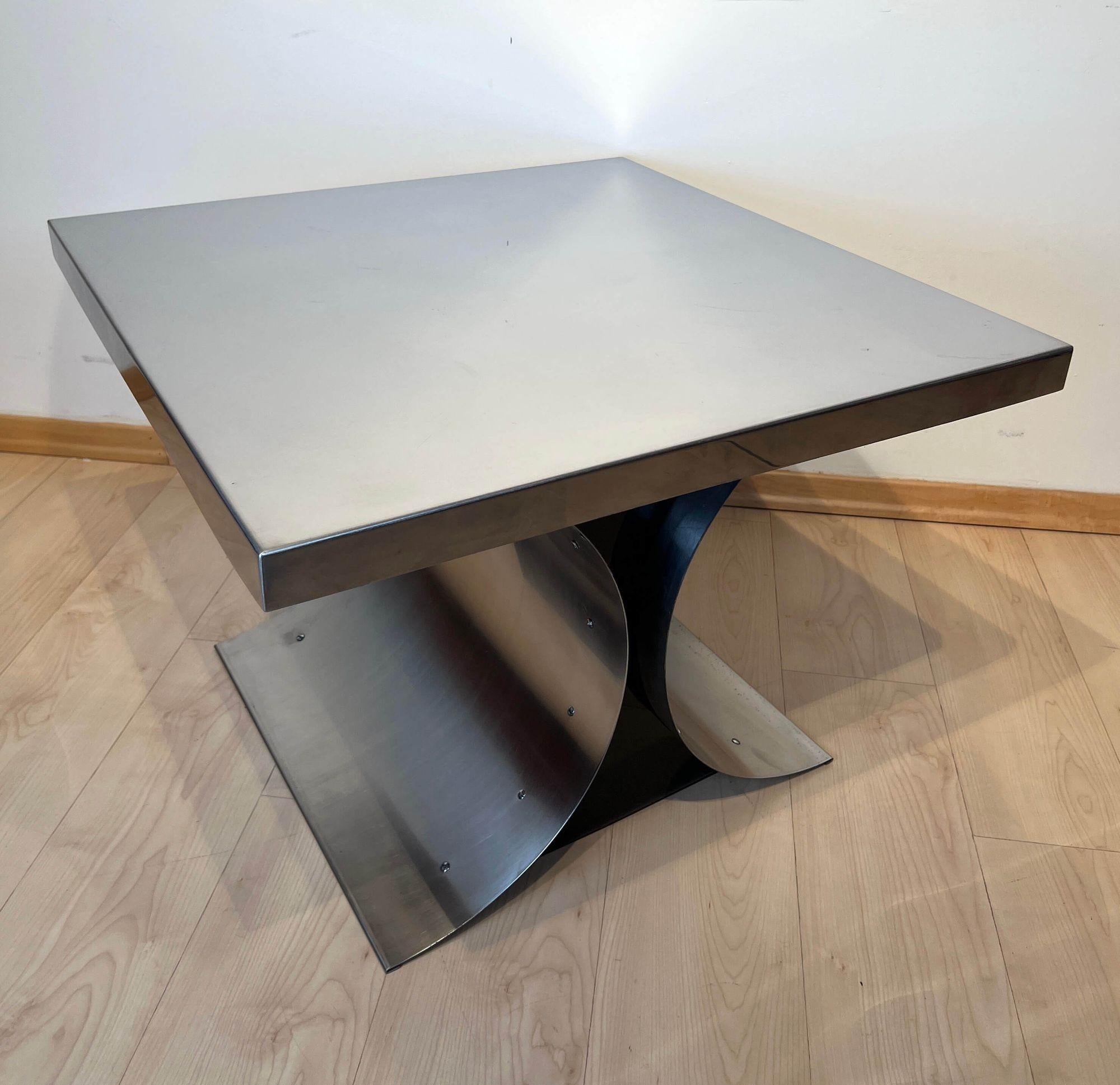 Curved Sofa Table, Stainless Steel, France, 1970 In Good Condition For Sale In Regensburg, DE