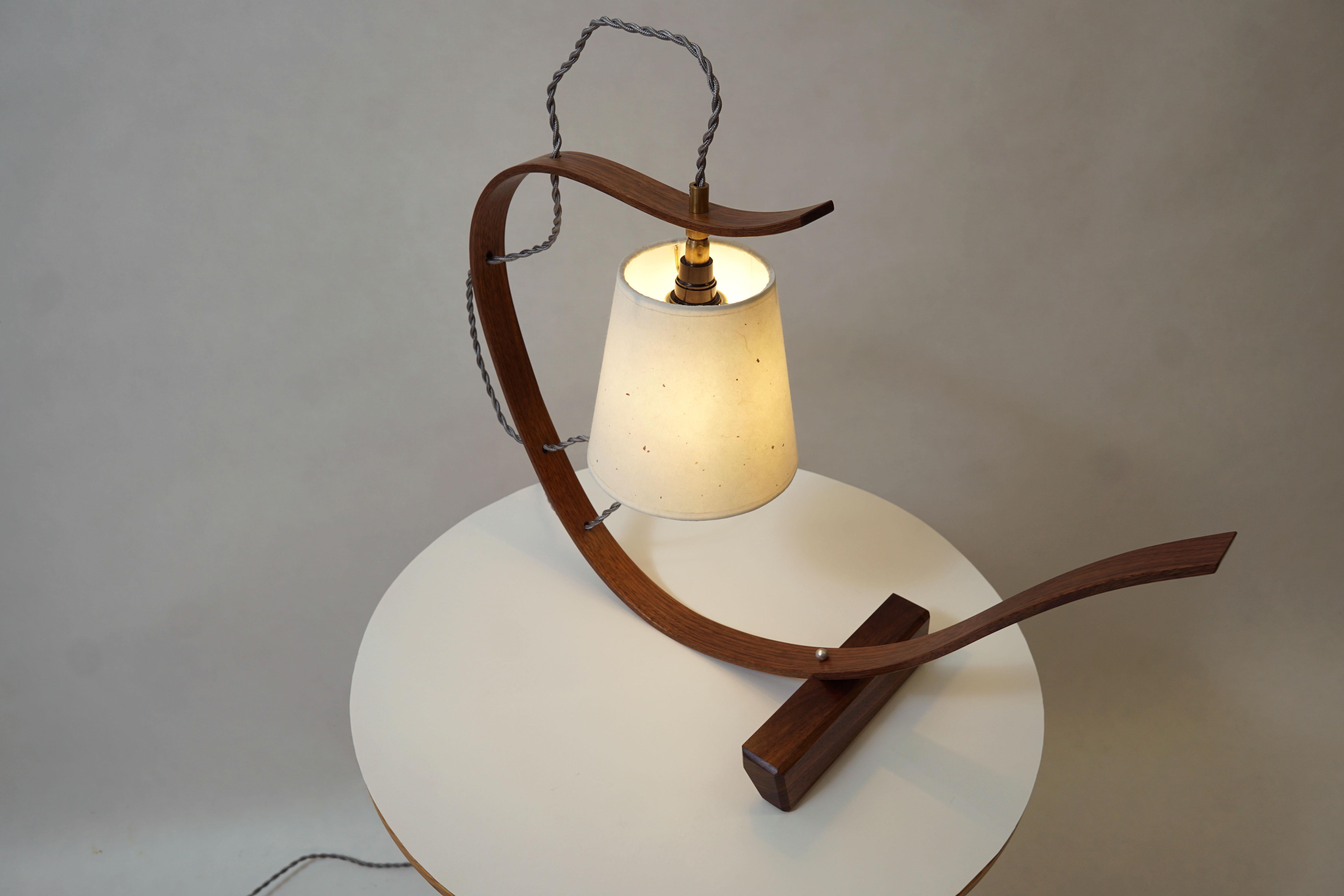 Curved Table Lamp Sculpture, Handcrafted in Walnut Wood with Walnut Base For Sale 3