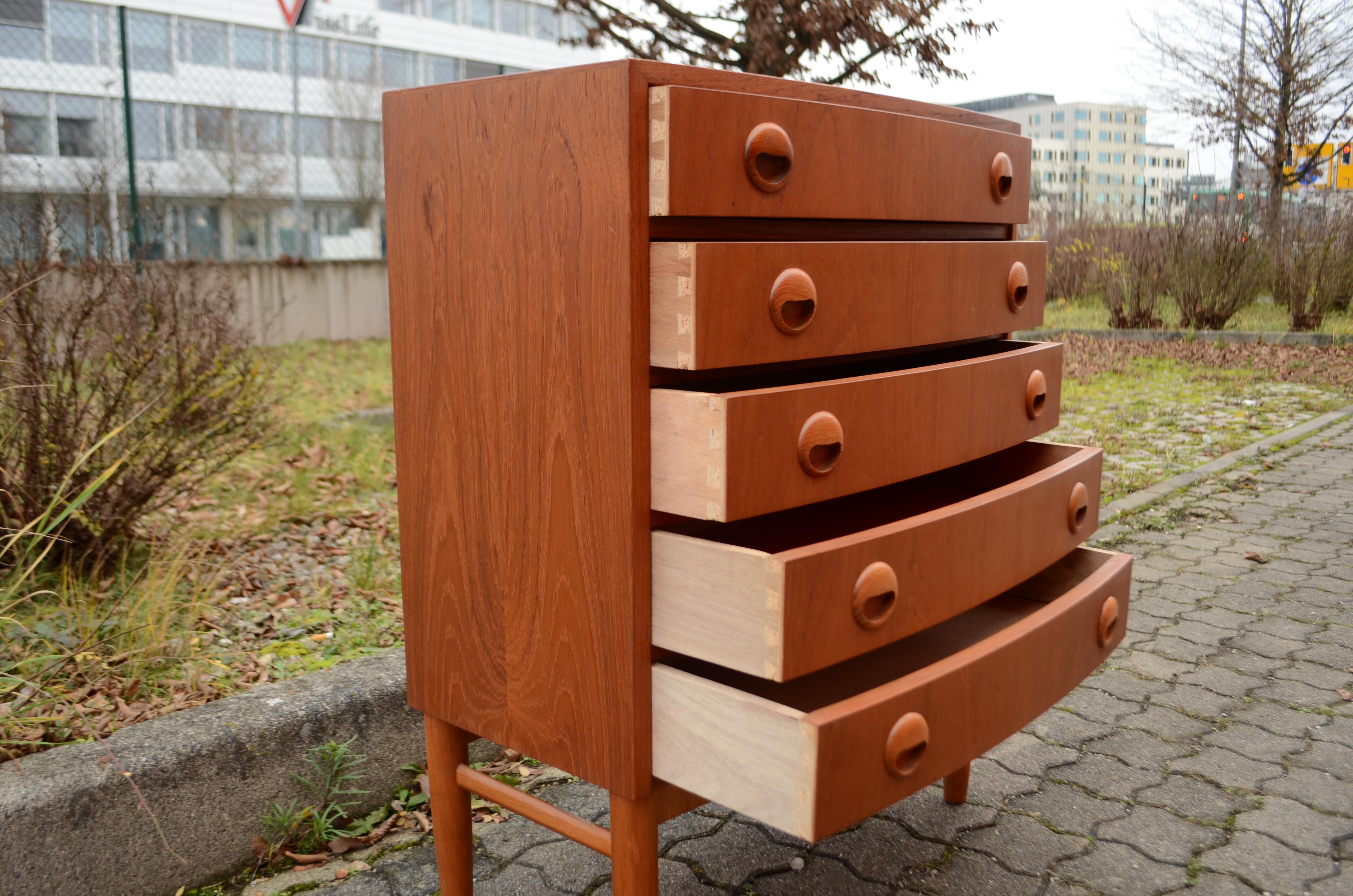 Cassettiera in teak curvato di Kai Kristiansen in vendita 7