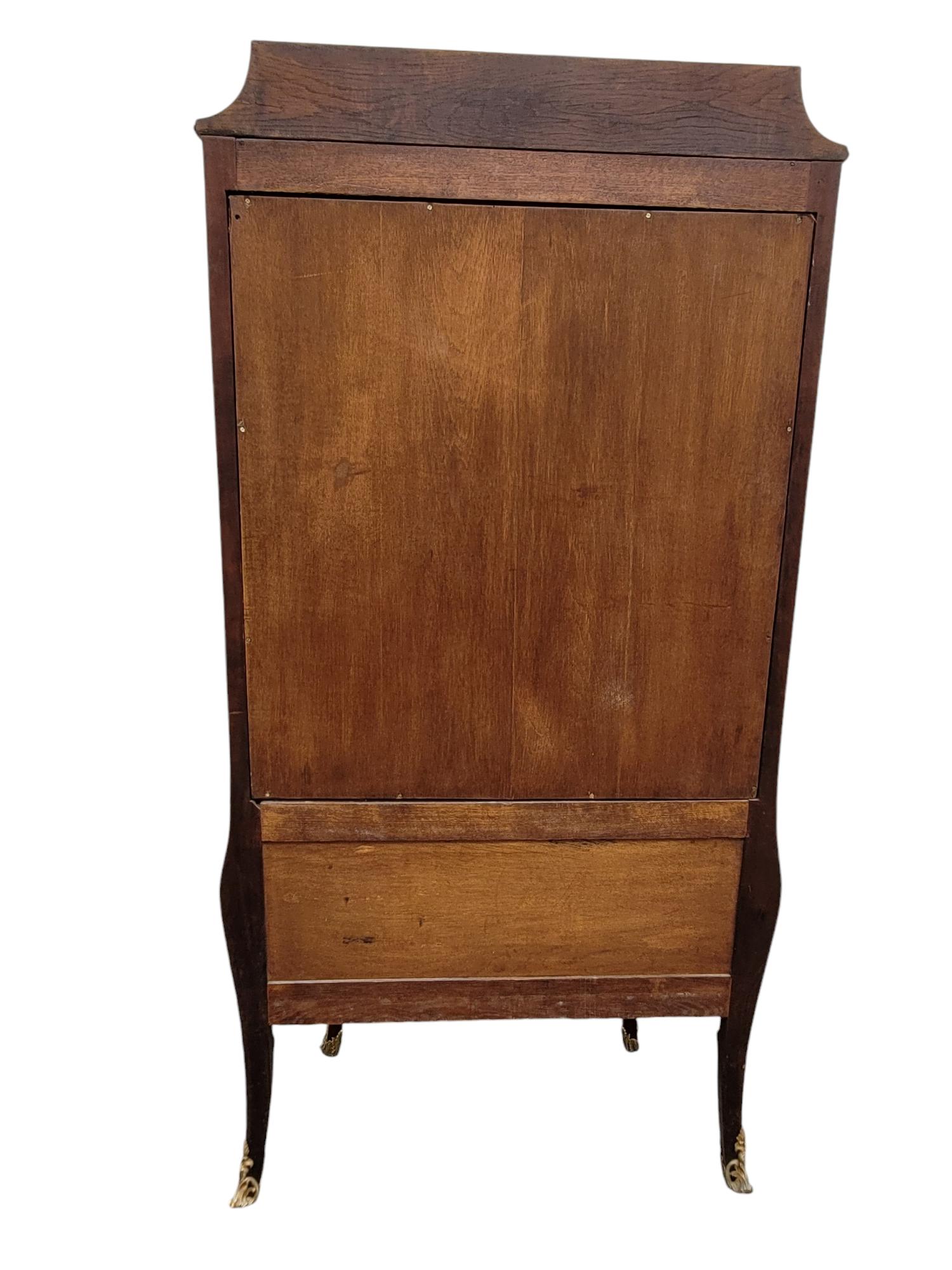Gebogene Vitrine mit Intarsien und Bronze, Napoleon III., 19. Jahrhundert im Angebot 13