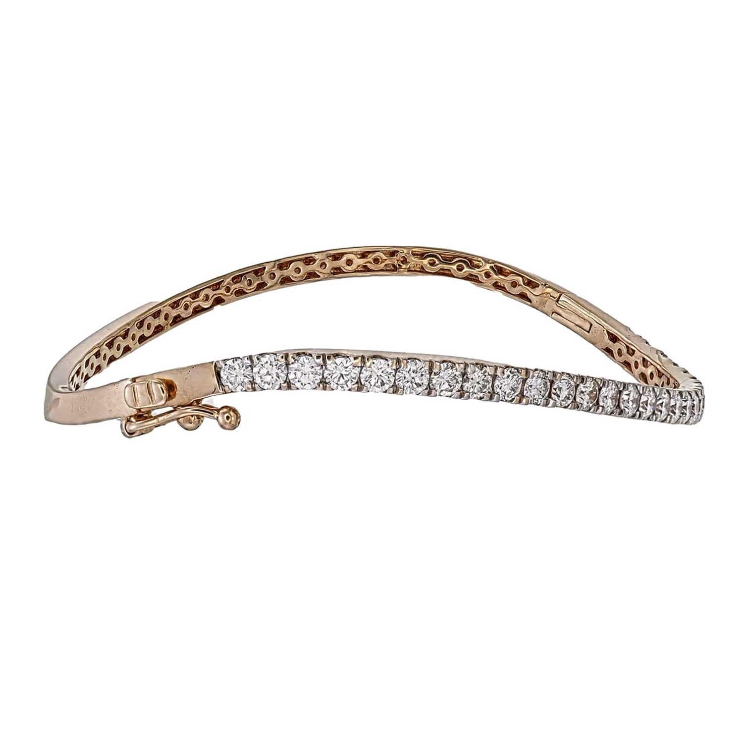Artisan Curved wavy diamond bangle with 1.80 ct diamonds For Sale
