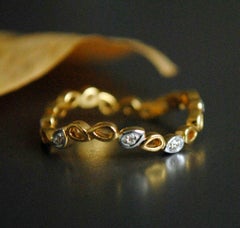 Curved Wedding Band 14k Solid Gold Diamond Eternity Band Filigree Lace Band Ring
