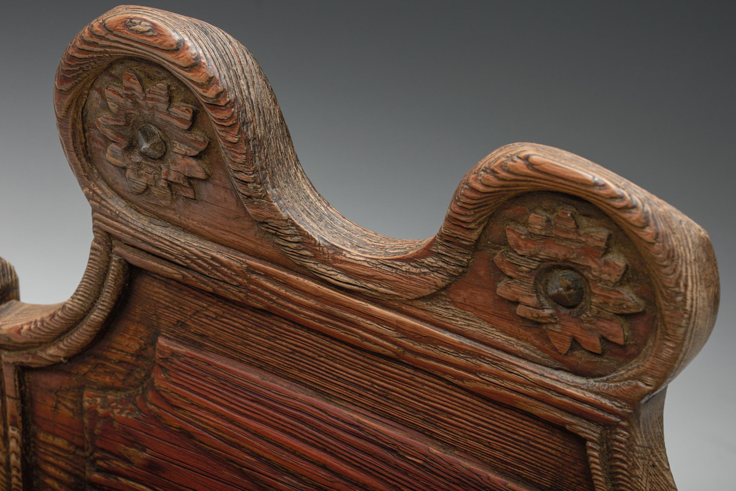 Curved Wooden Armchair with Inner Compartment, France, 19th Century For Sale 5