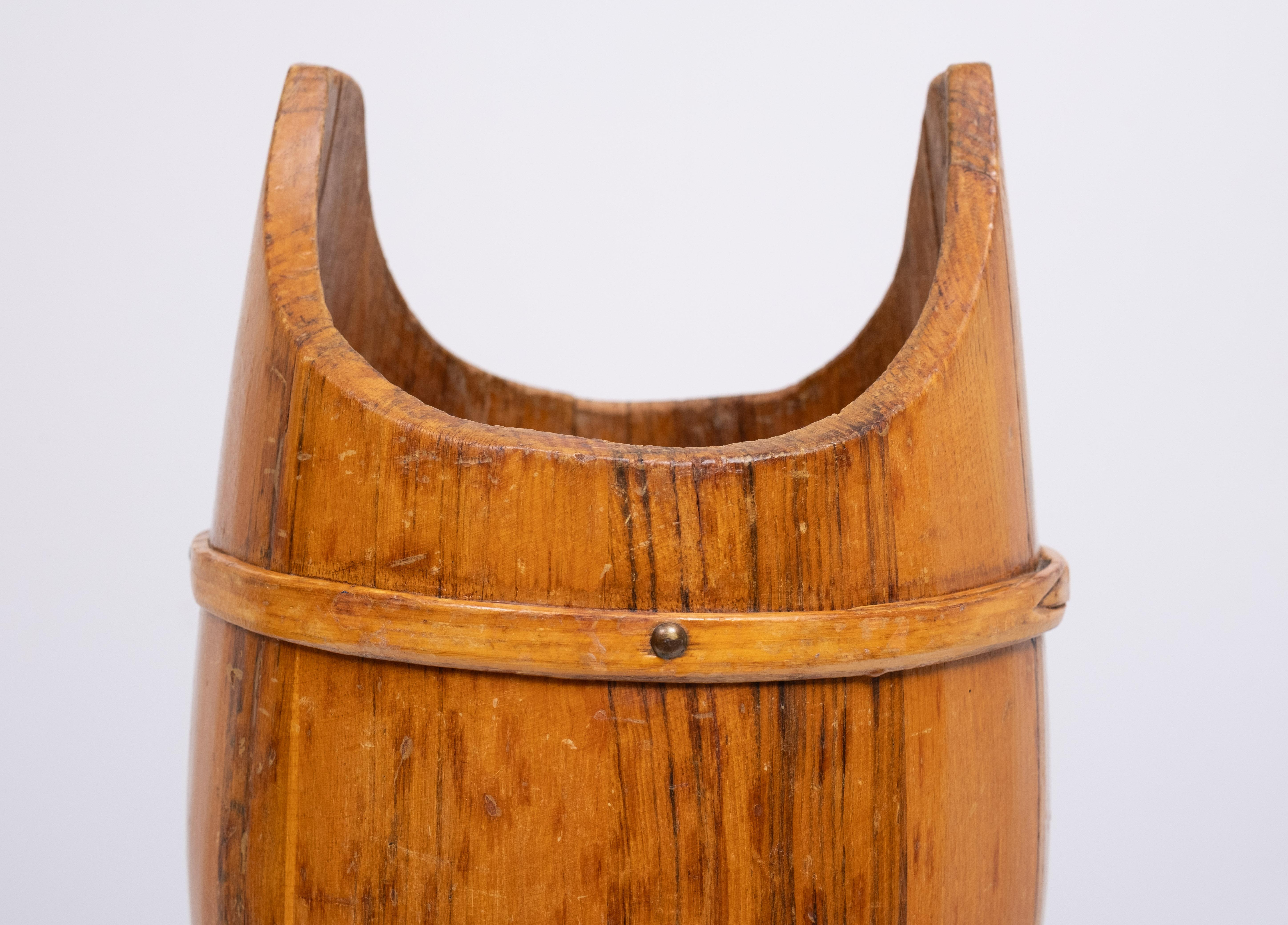 Milieu du XXe siècle Porte-parapluie en bois courbé 1960 France en vente