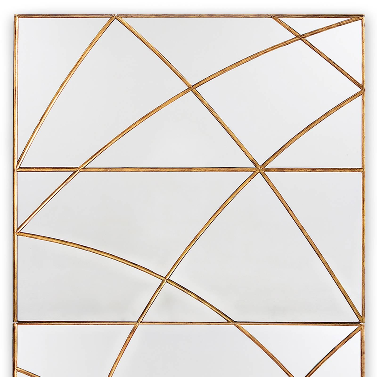 Curve a specchio, con struttura intagliata a mano in legno massiccio 
in legno di mogano, dipinto a mano con motivi rinascimentali 
pittura d'oro. Con vetro a specchio smussato.
Disponibile su richiesta anche in:
L114xD6xH250cm, prezzo: 15900,00€.
 