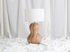 Curvita-Tischlampe von Laluz