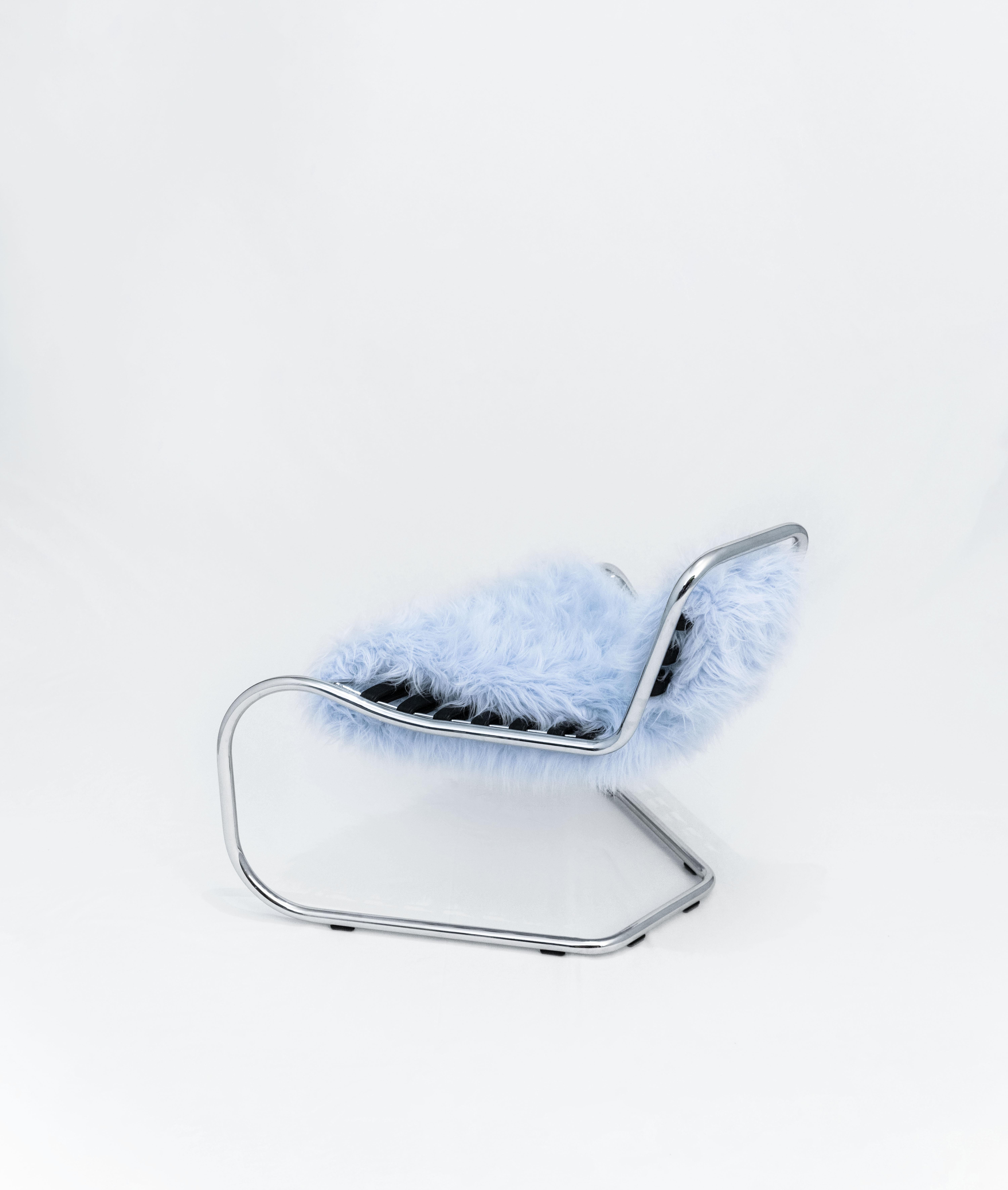 Fauteuil curviligne conçu par Luca Pasqualotti pour Seconda Giovinezza 2024 Neuf - En vente à Arezzo, Italy