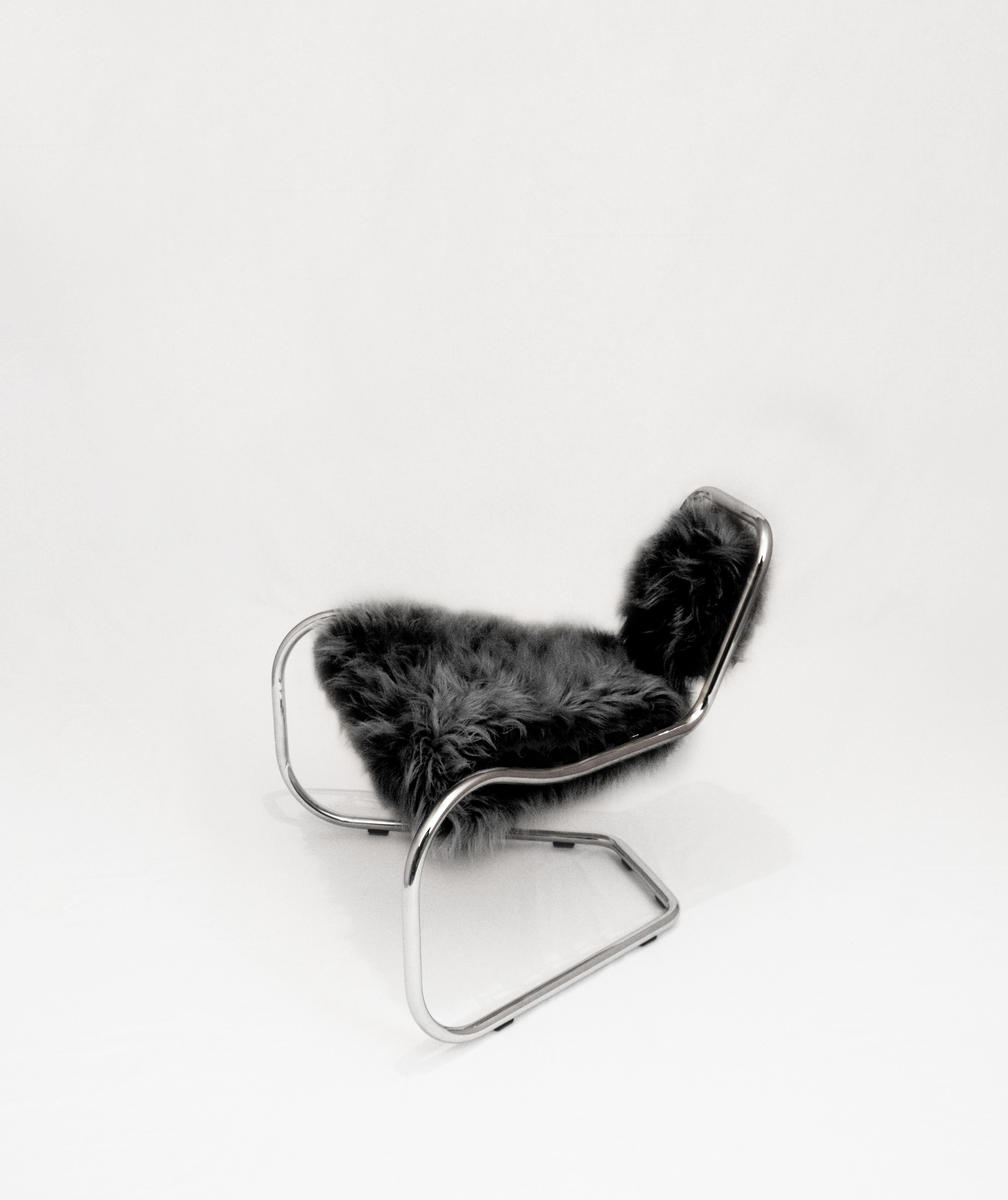 Contemporain Fauteuil curviligne conçu par Luca Pasqualotti pour Seconda Giovinezza 2024 en vente