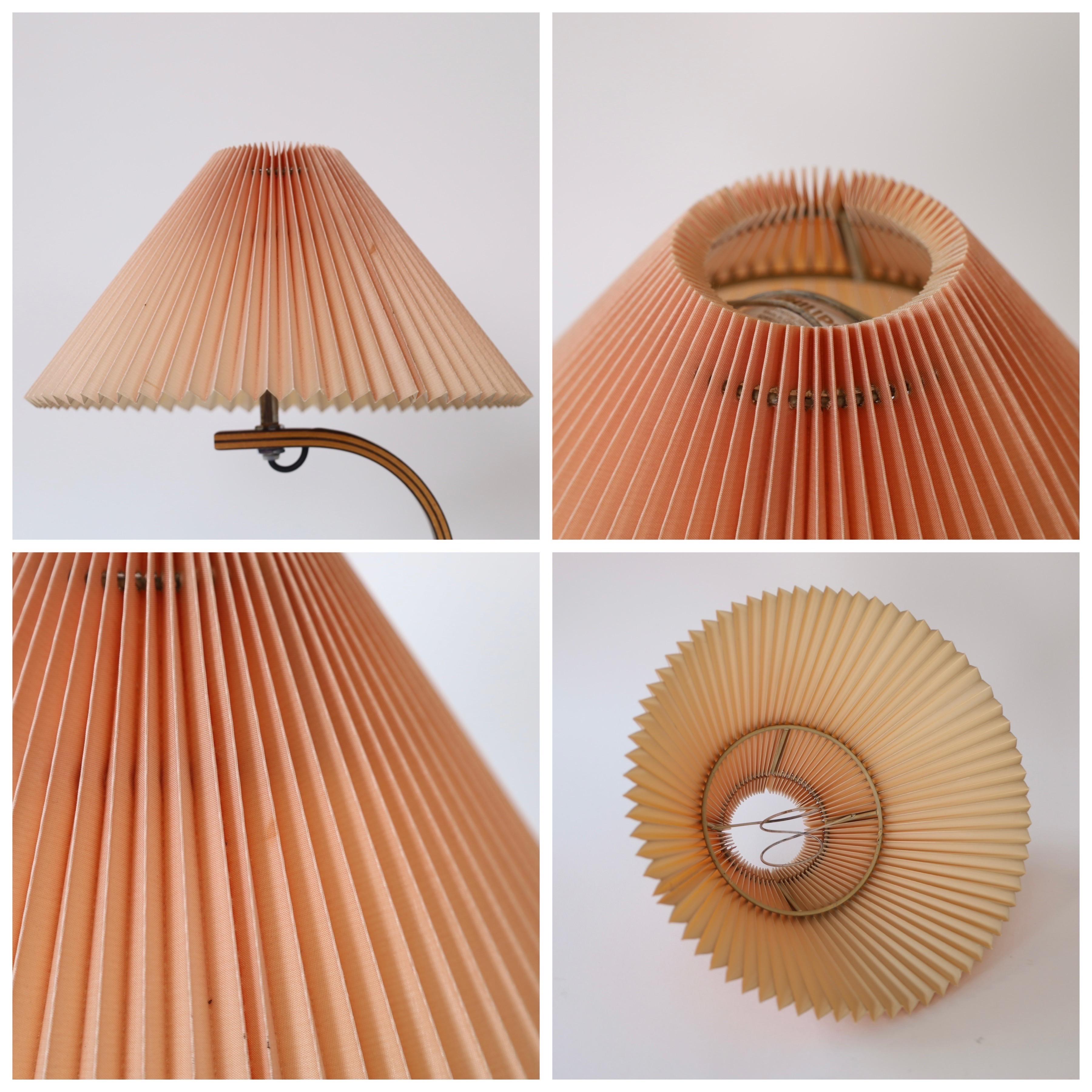 Curvy Danish Caprani Table Lamp in smoked Oak, 1970s, Denmark 5