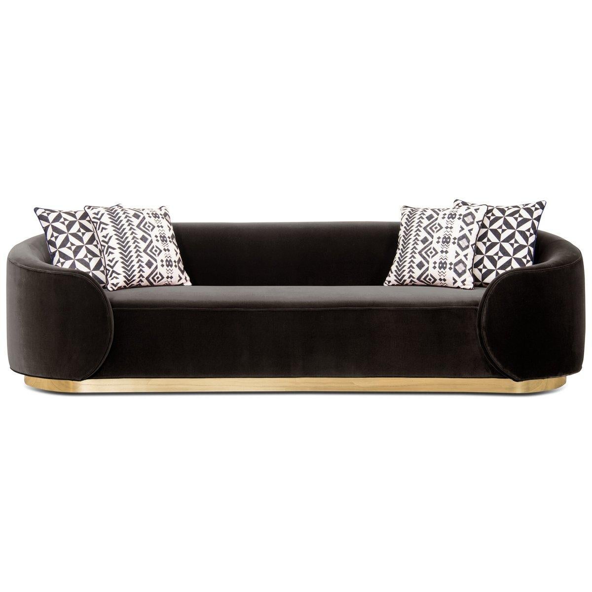Curvy Wrap-Round Eden Rock Sofa with Velvet Upholstery with Polished Brass Base For Sale 11
