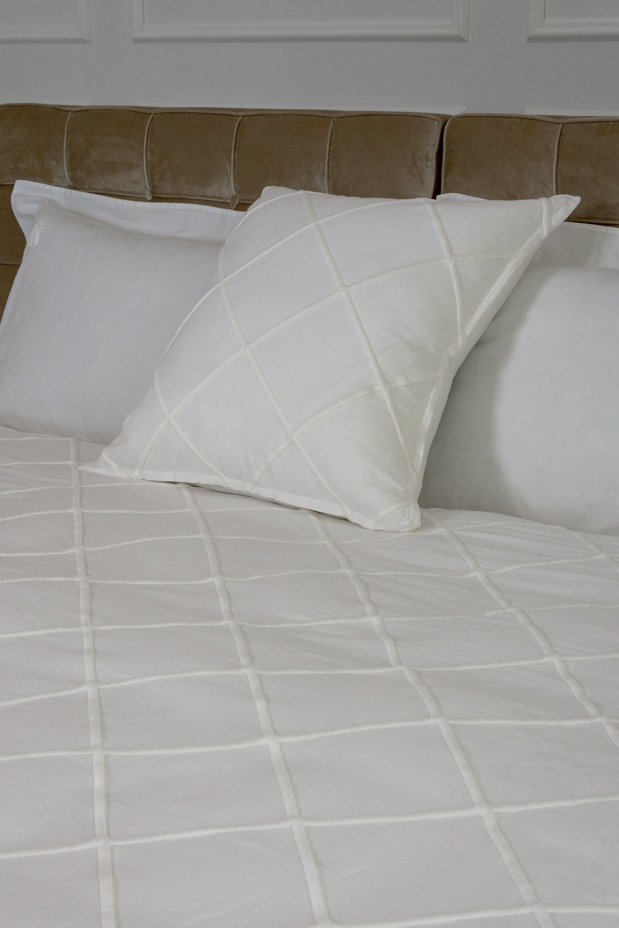 Coton Cuscino Abeille Merveille ricamo losanghe, colore avorio en vente