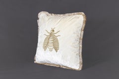Estensi cotton velvet pillow with embroidered Queen Bee, ivory color