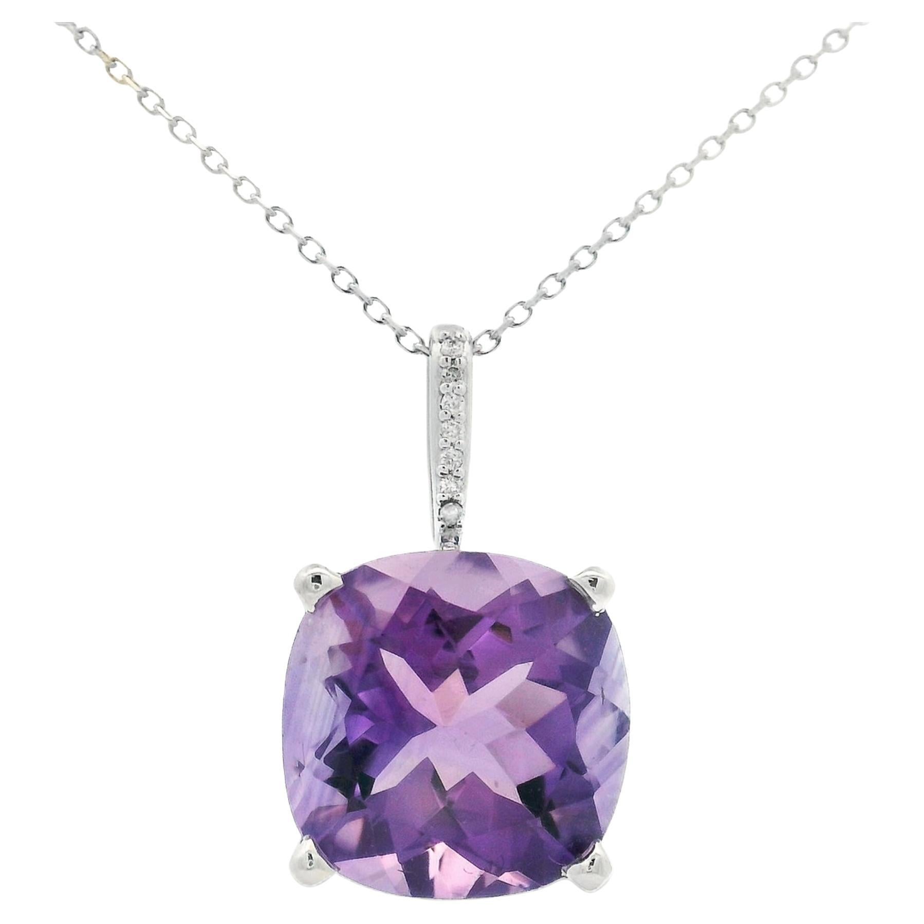 Pendentif en or blanc 14K avec améthyste coussin et diamant, 18 pouces en vente