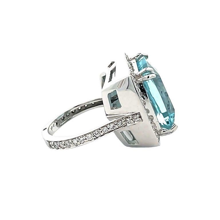 Brilliant Cut Cushion Aquamarine 15.50 CT Round Diamond 1.65CT Cocktail Ring 18K White Gold For Sale
