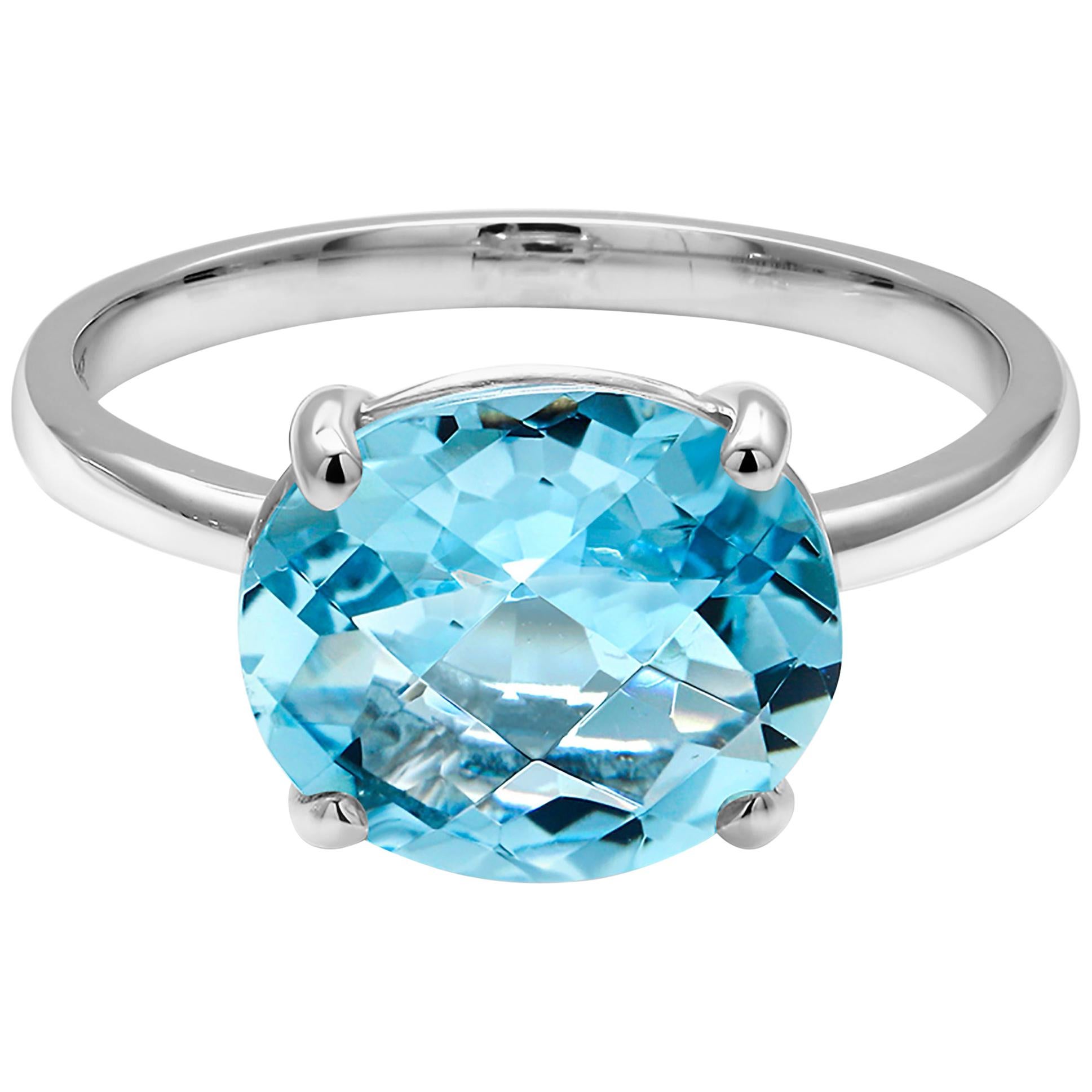 Cushion Aquamarine Prong Set in 18 Karats White Gold Fashion Ring