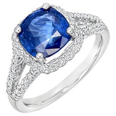 Bague de fiançailles Halo classique saphir bleu coussin 3,77 carats