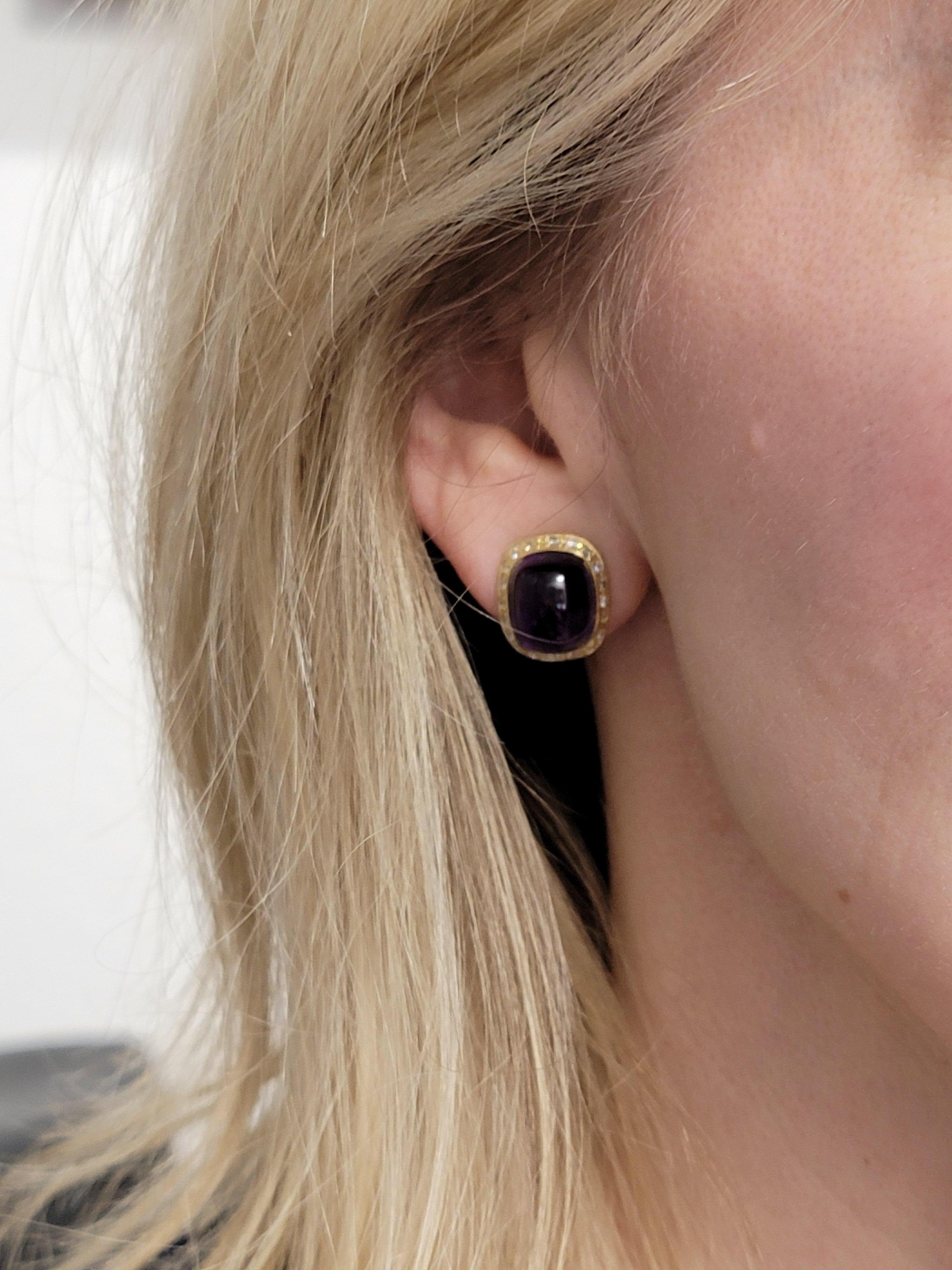 Clous d'oreilles en or jaune 18 carats avec améthyste cabochon coussin et halo de diamants en vente 4