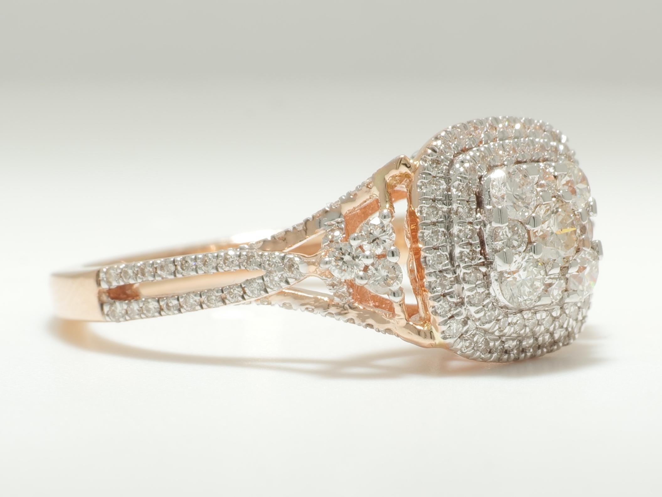 Taglio rotondo Anello con diamante a cuscino in oro massiccio 14K (certificato) in vendita