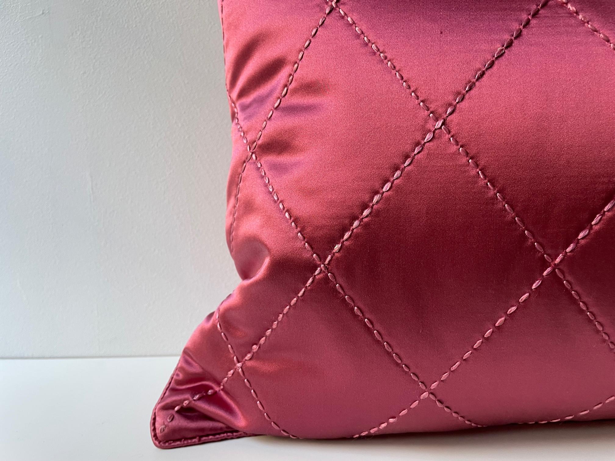 showroom sample, silk satin cushion, col. strawberry red, hand quilted, Rhombus Pattern at the front, plain silk satin at the back, cotton lining, 
Size 32x52cm 
NO FEATHER PAD WILL BE SUPPLIED.
