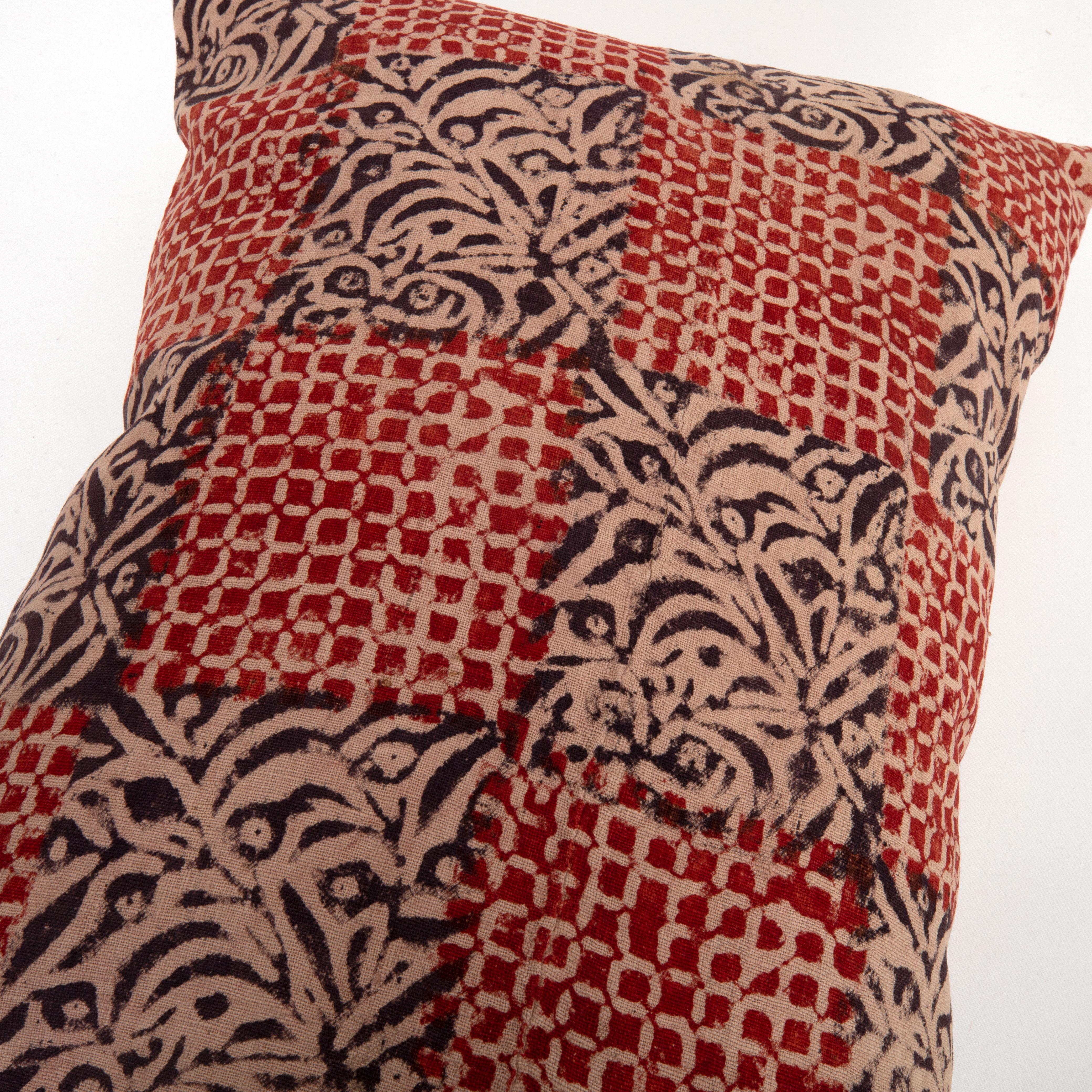 20th Century Cushion Cover Made From an Uzbek Hand Block Printed Panel For Sale
