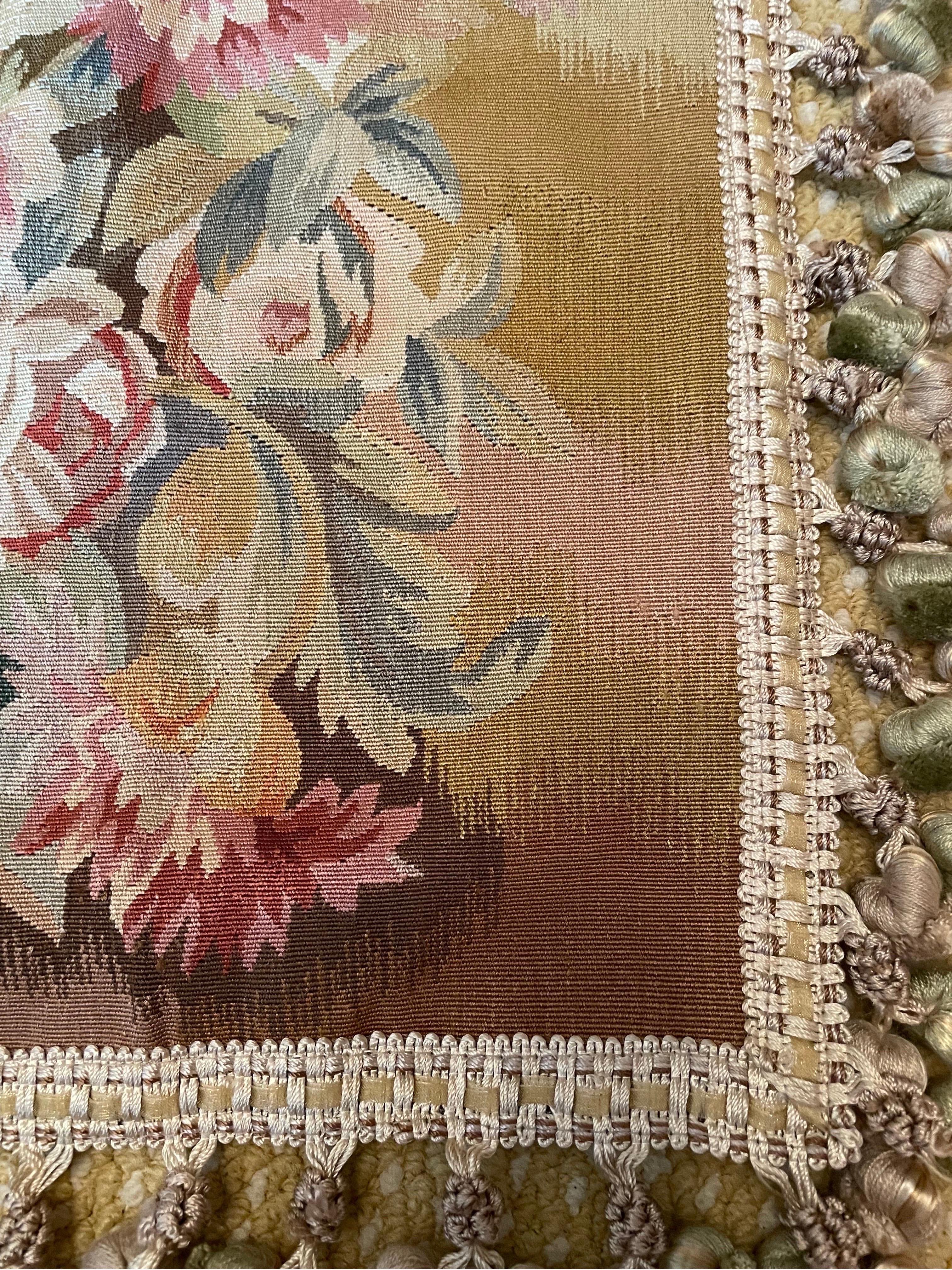 Tapisserie à l'aiguille Couverture de coussin à motifs floraux français en point d'aiguille 22 x 22 cm en vente