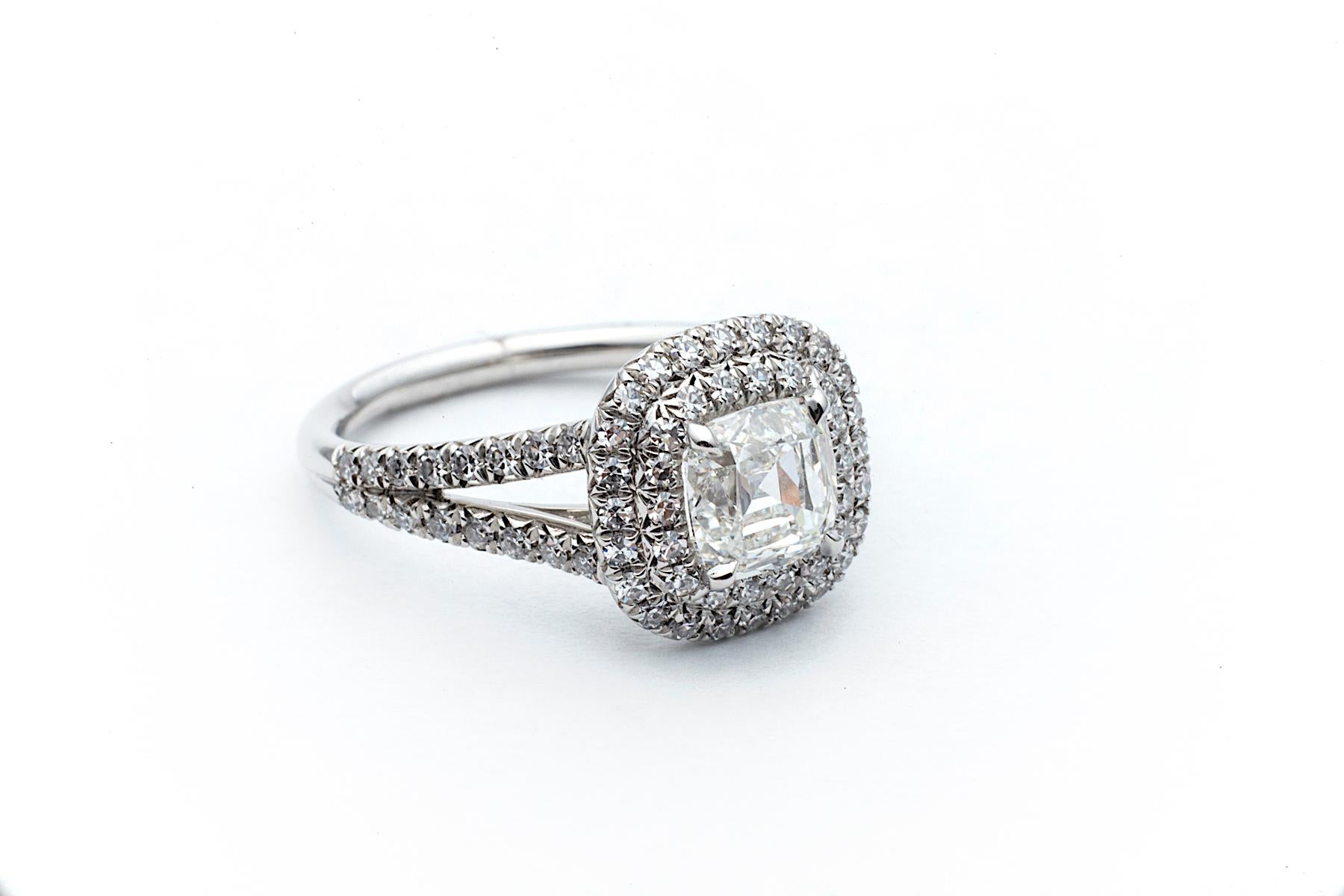 Cushion Cut 1.35 Carat Diamond Platinum Engagement Ring In New Condition In Greenwich, CT