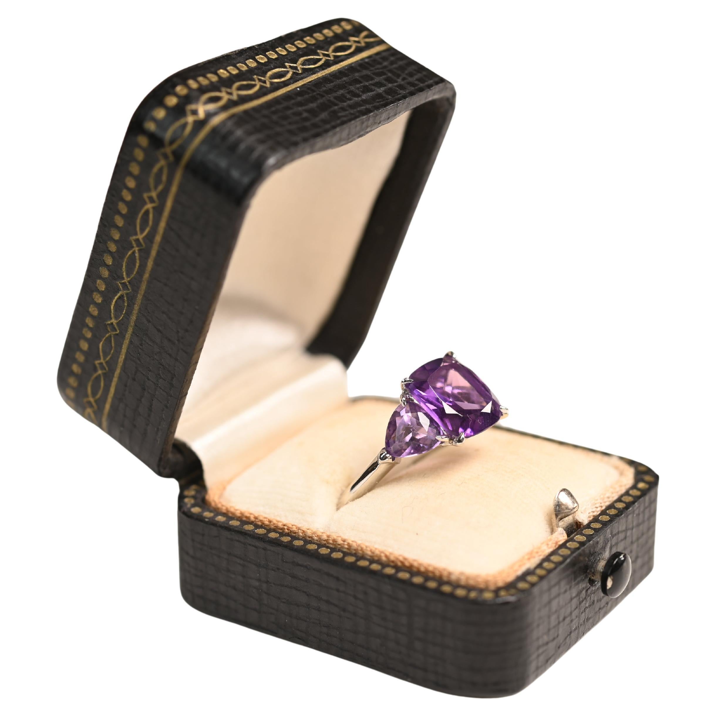 Cushion Cut Amethyst (Approx 2.20-Carats) Ring, Platinum For Sale