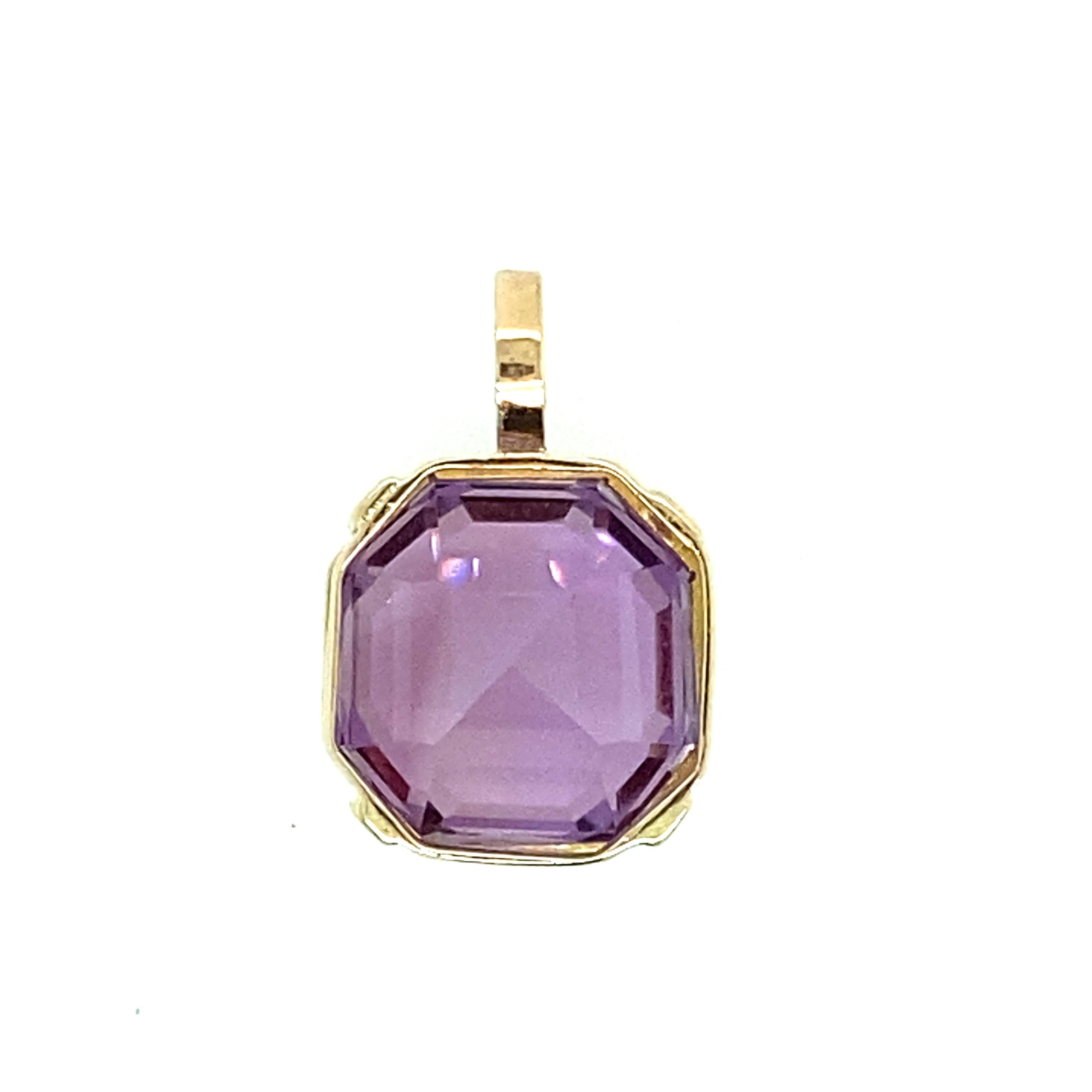Cushion Cut Amethyst Pendant In Good Condition In Towson, MD