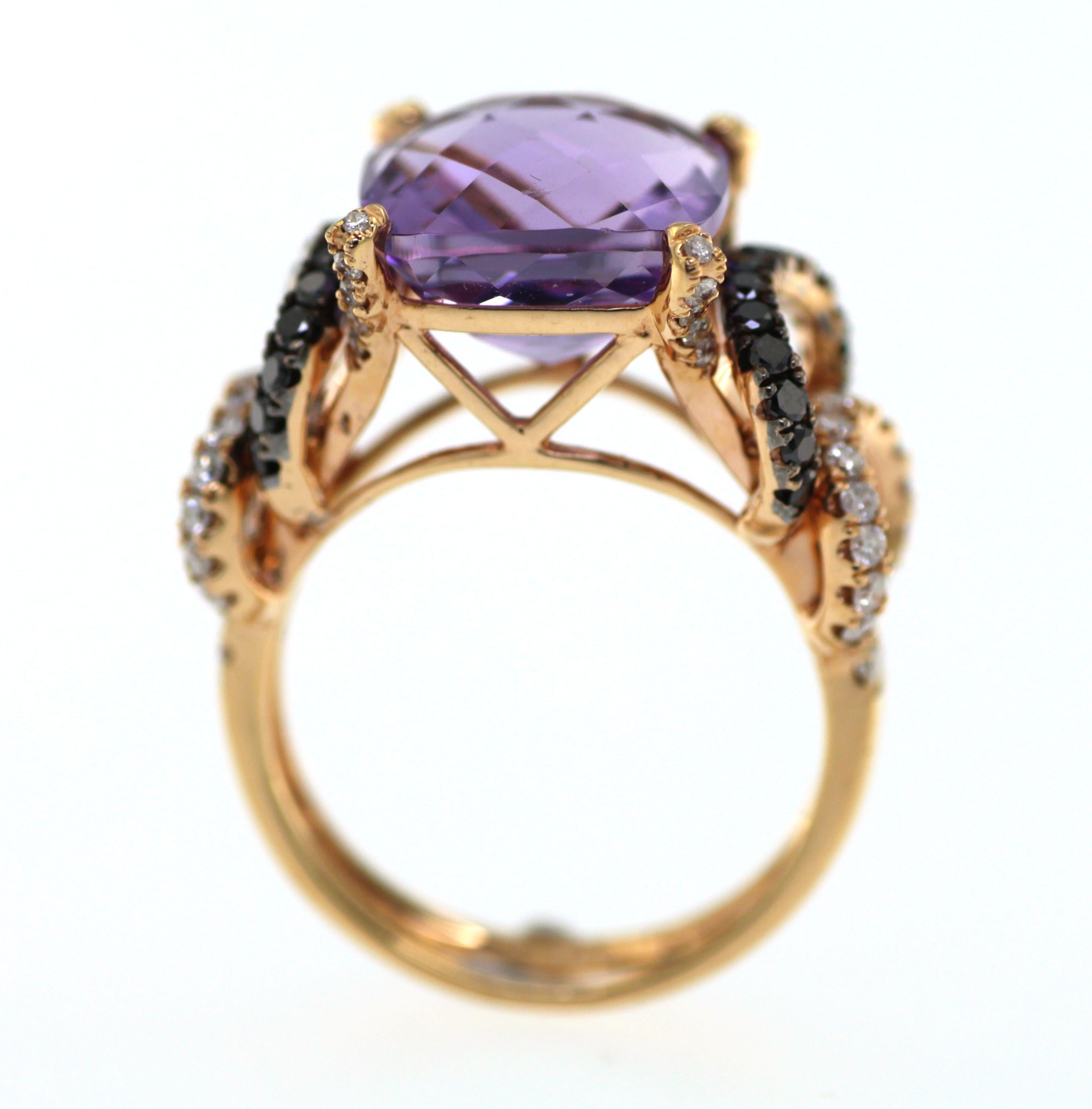 6.44Ct Cushion Cut Amethyst with Black and White Diamonds in 18K Rose Gold In New Condition For Sale In Hong Kong, HK