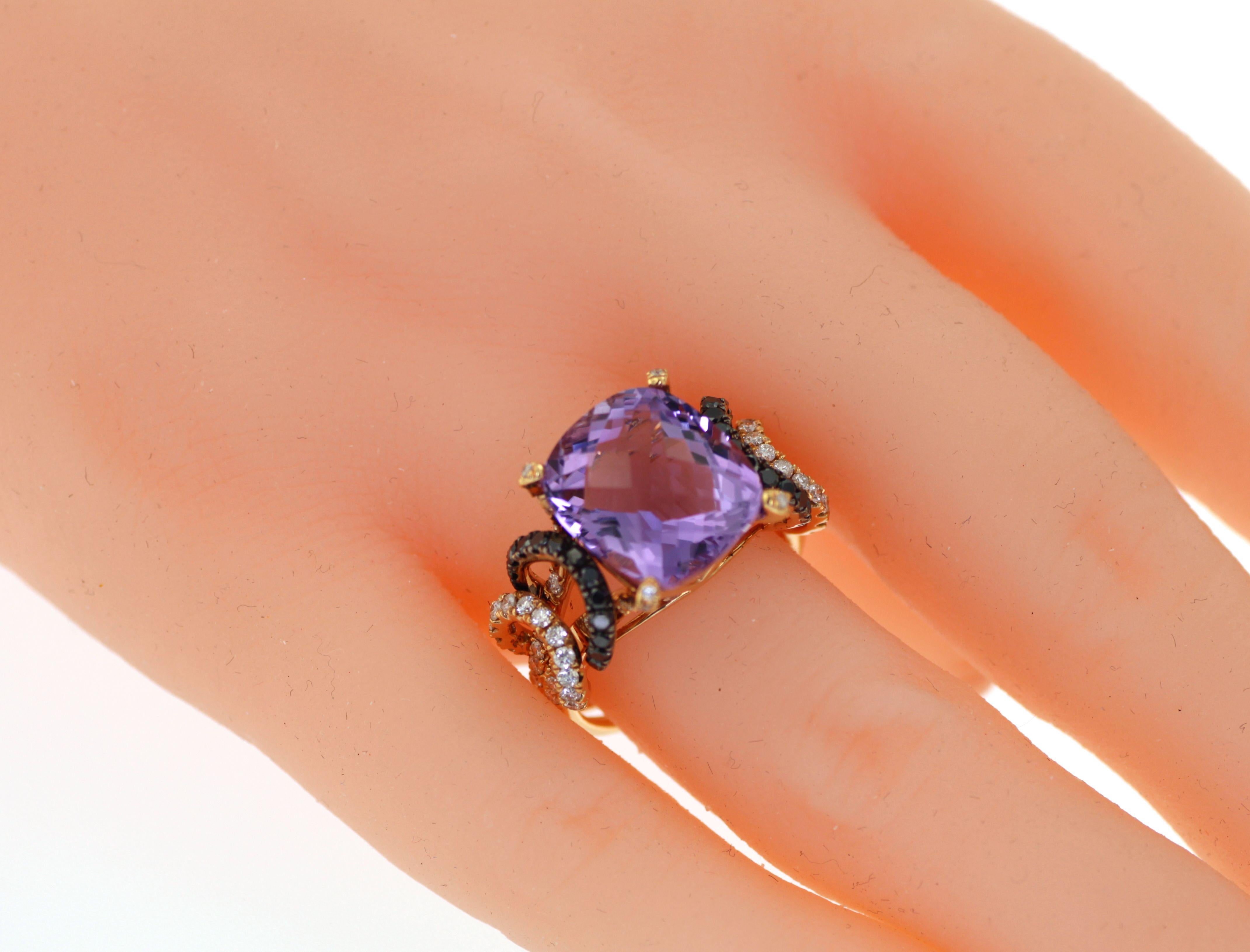 6.44Ct Cushion Cut Amethyst with Black and White Diamonds in 18K Rose Gold For Sale 2