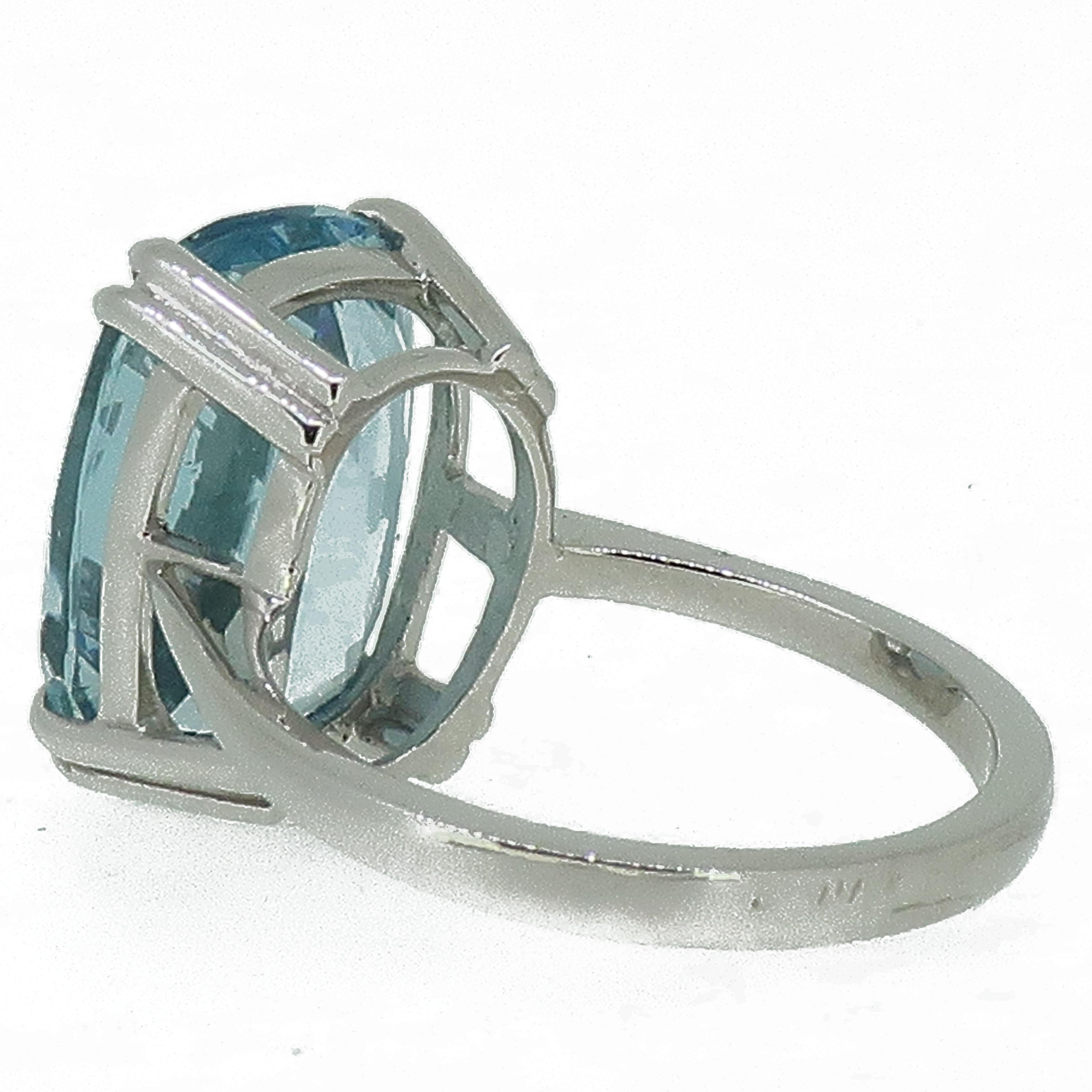 Contemporary Cushion Cut Aquamarine Solitaire Ring 18 Karat White Gold