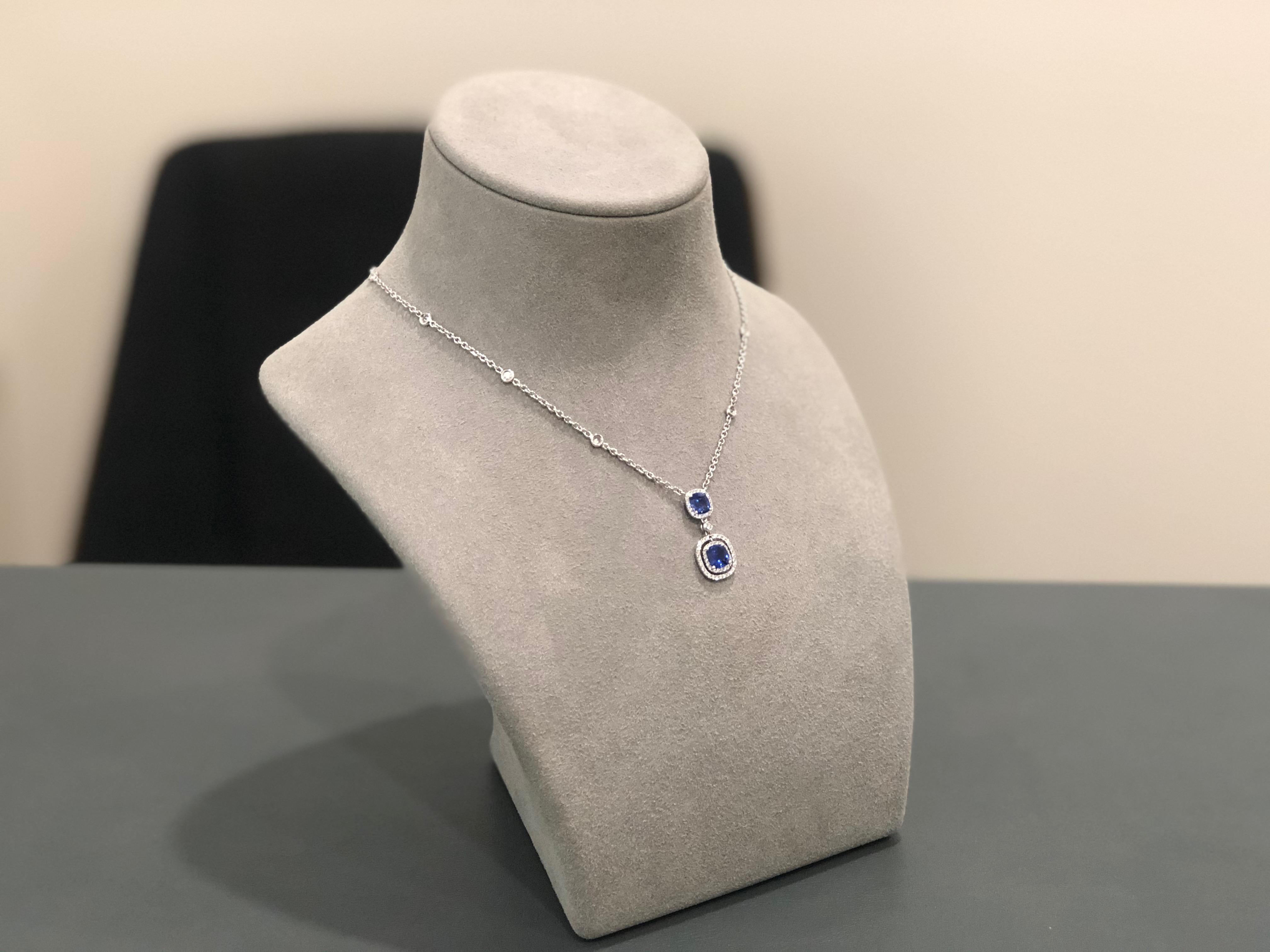 Roman Malakov 2.20 Carat Cushion Cut Sapphire with Diamond Halo Pendant Necklace In New Condition For Sale In New York, NY