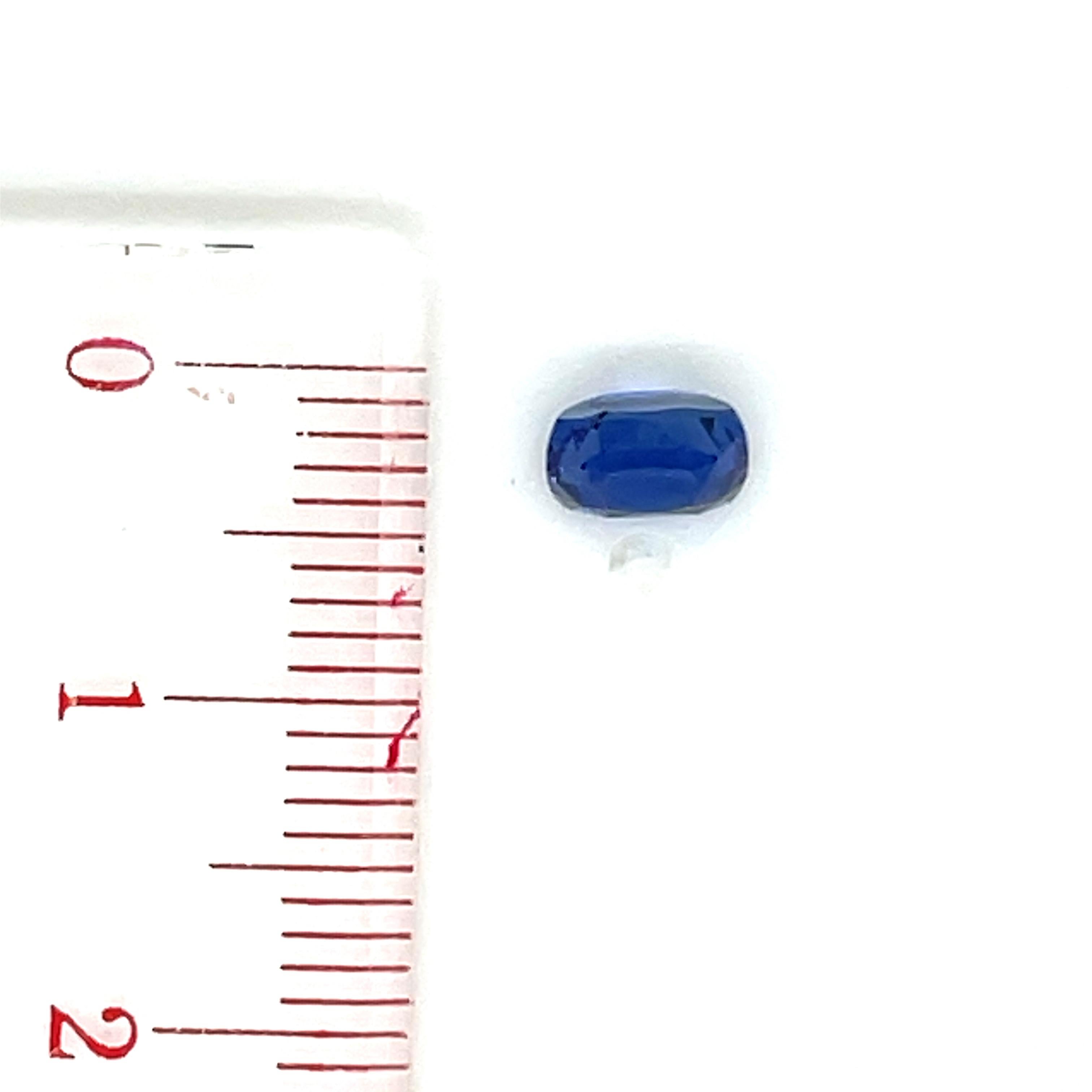 Saphir bleu taille coussin Cts 1,08 en vente 2
