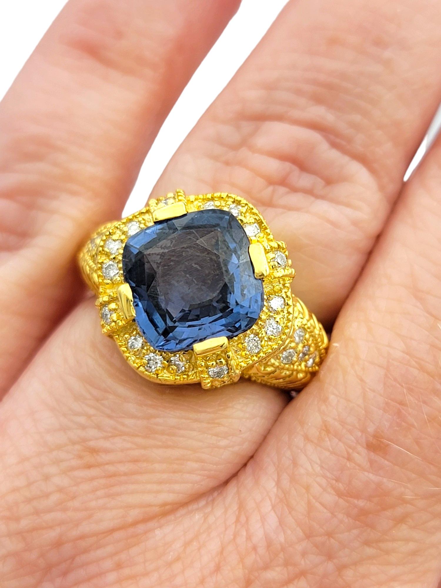 Cushion Cut Blue Spinel and Diamond Halo Cocktail Ring in 18 Karat Yellow Gold For Sale 3