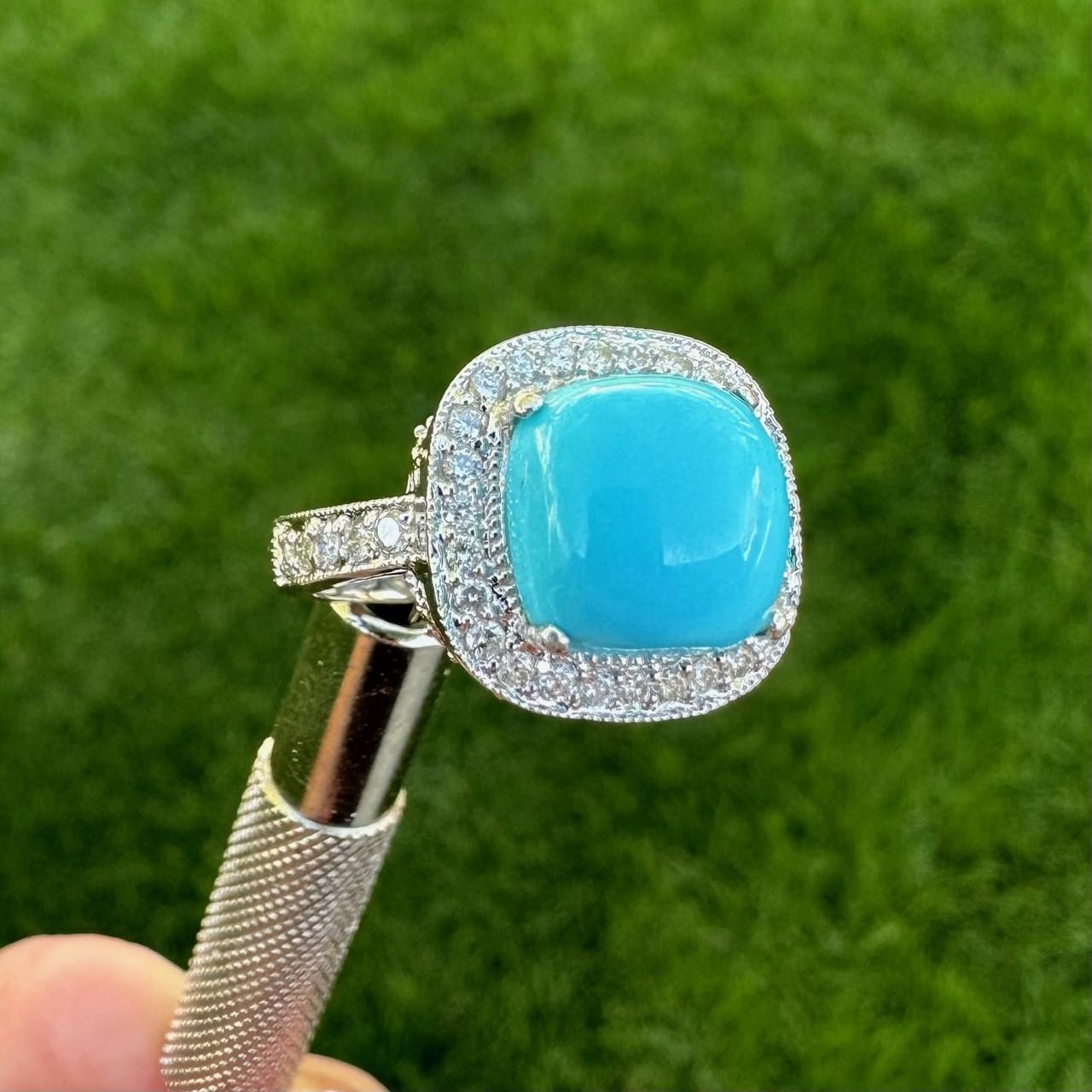 Cushion Cut Cabochon Turquoise and Diamond Ring in White Gold For Sale 1
