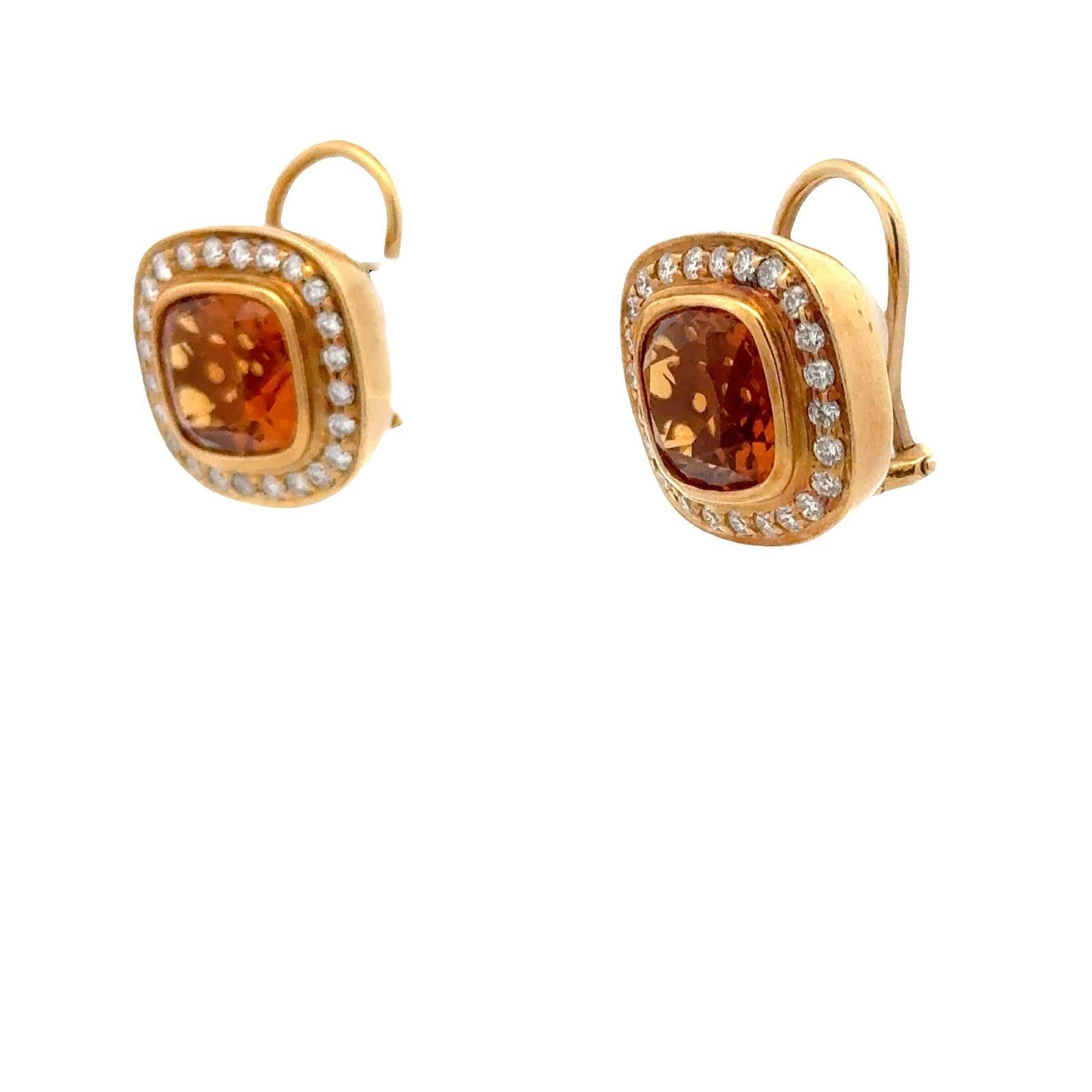 Moderne Boucles d'oreilles en or jaune 18 carats avec citrine taillée en coussin et diamant en vente