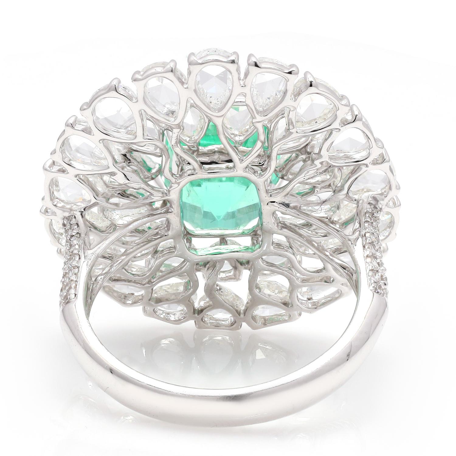 Cushion Cut Colombian Emerald Ring Surrounded by Fancy Rose Cut Diamonds in 18k In New Condition For Sale In New York, NY