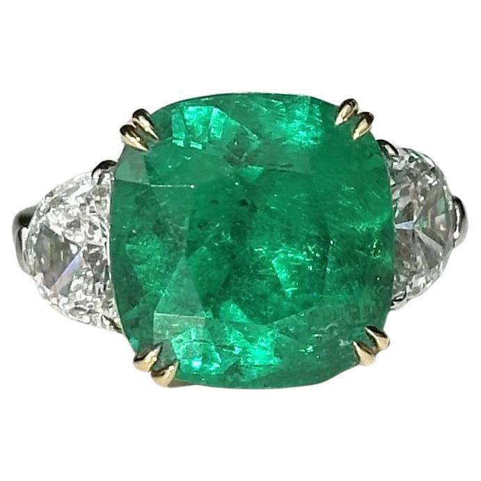 Cushion Cut Colombian Emerald Ring With Diamonds For Sale