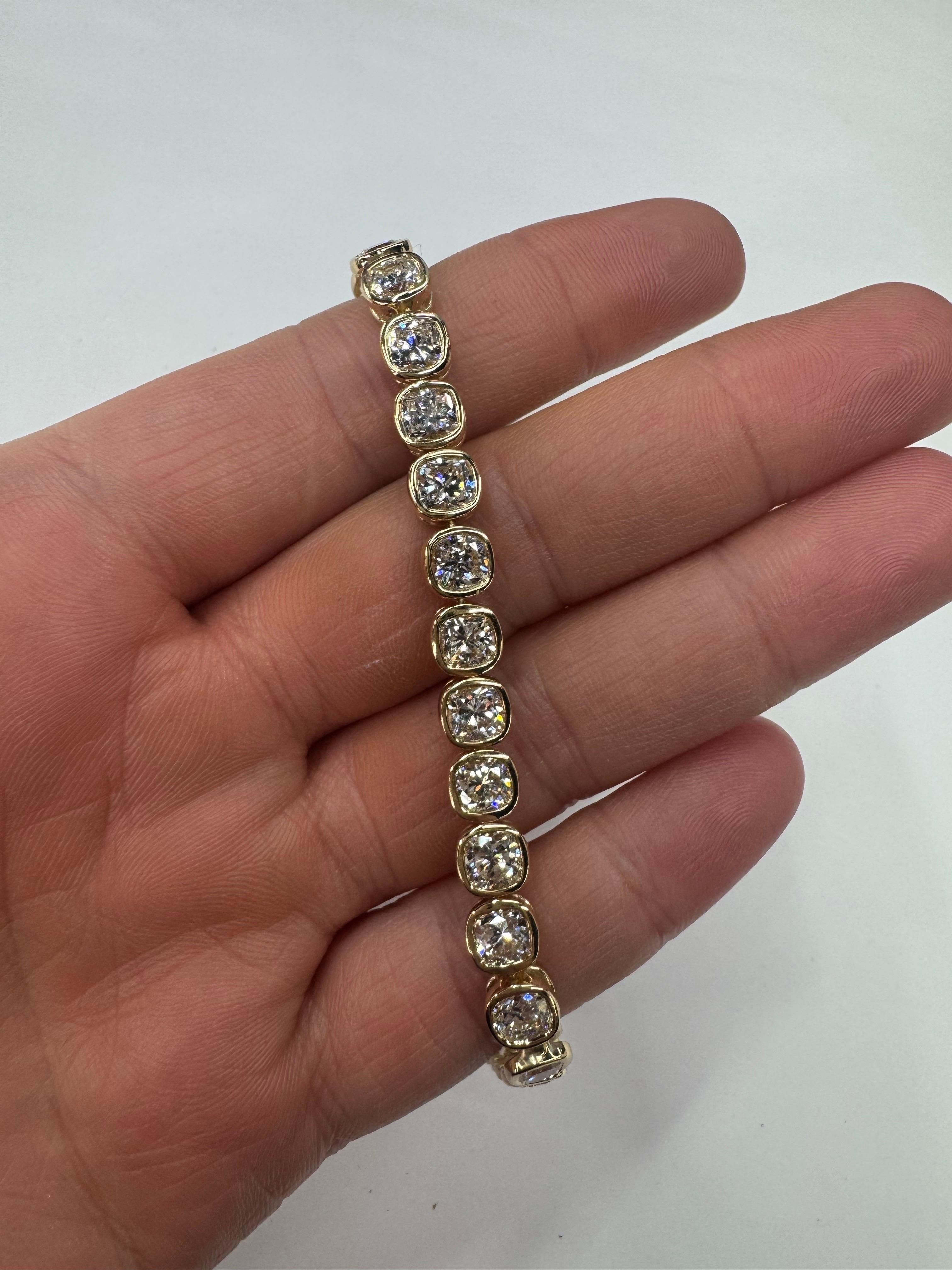 Tennisarmband mit Diamant-Lünette im Kissenschliff 14,18 Karat 18KT 0,52 Karat, Jedes F-G VS im Angebot 9