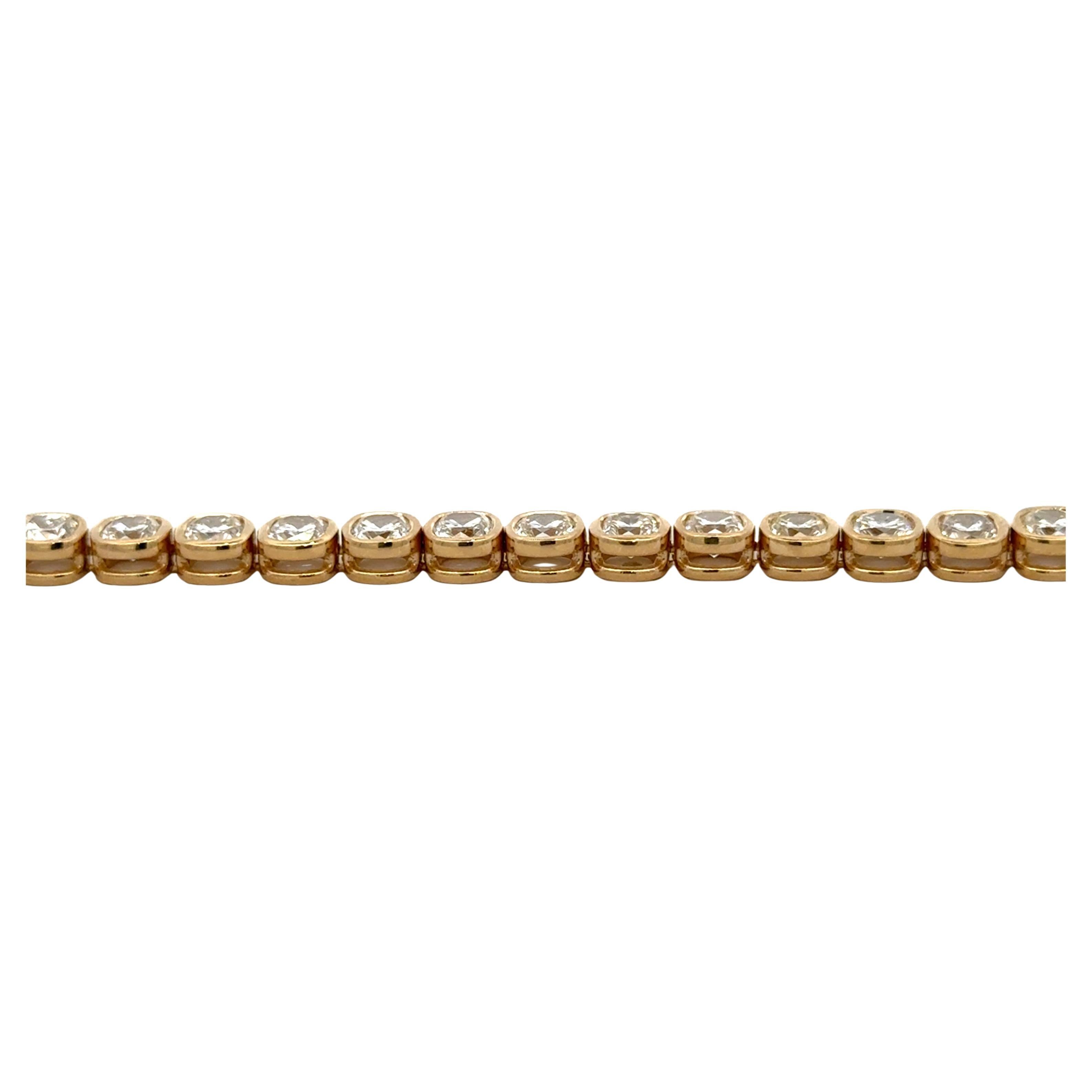 Tennisarmband mit Diamant-Lünette im Kissenschliff 14,18 Karat 18KT 0,52 Karat, Jedes F-G VS im Zustand „Neu“ im Angebot in New York, NY